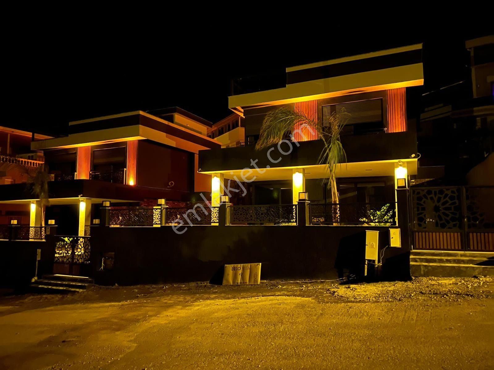 İzmir Doğanbey De Mustakil Deniz Doğa Manzaralı Ultra Lüks Satılık 3+1 Villa - Görsel 9