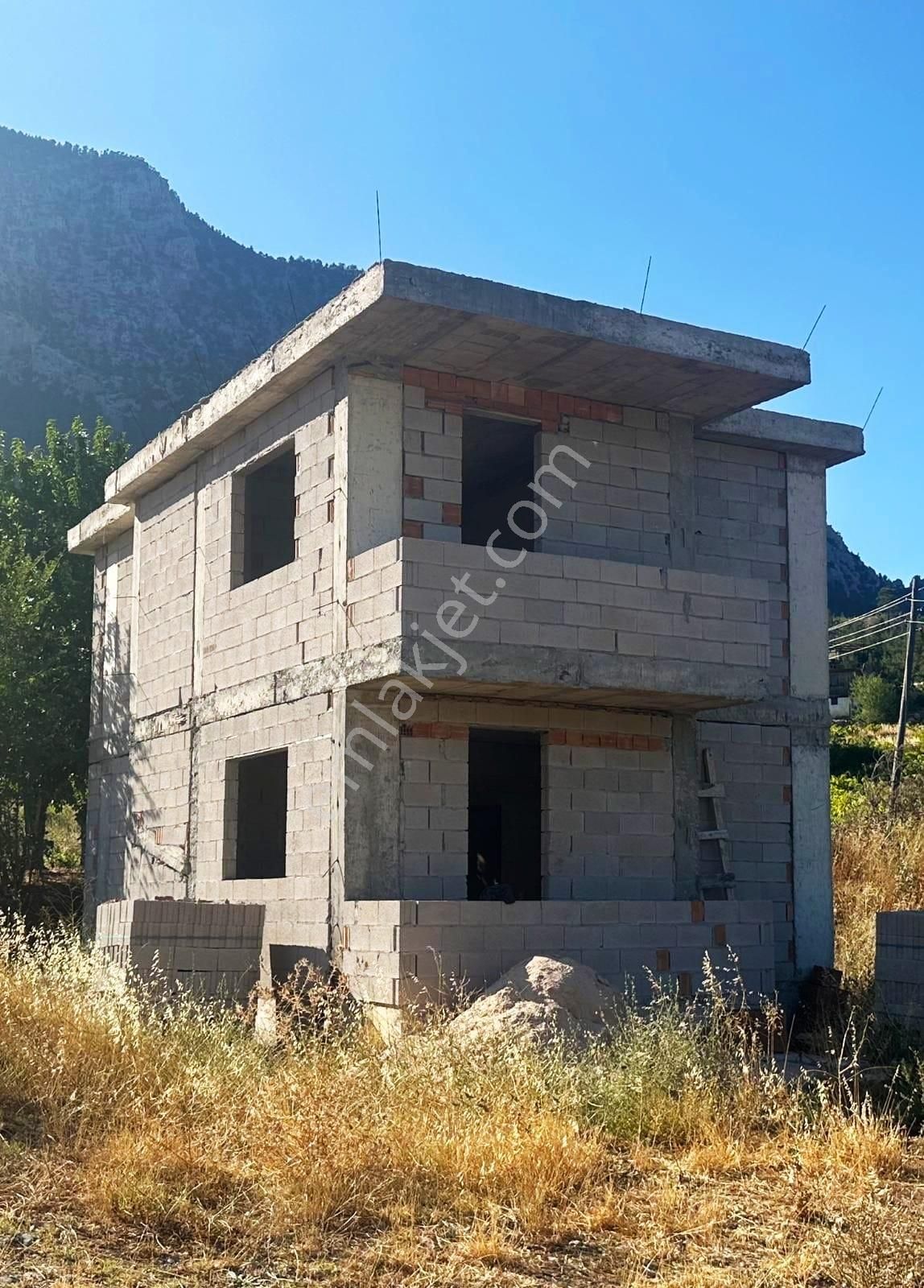 Kar Emlaktan Yenikonacıkta 250 M2 Arsa İçinde 4+1 Kaba İnşaat Villa - Görsel 11