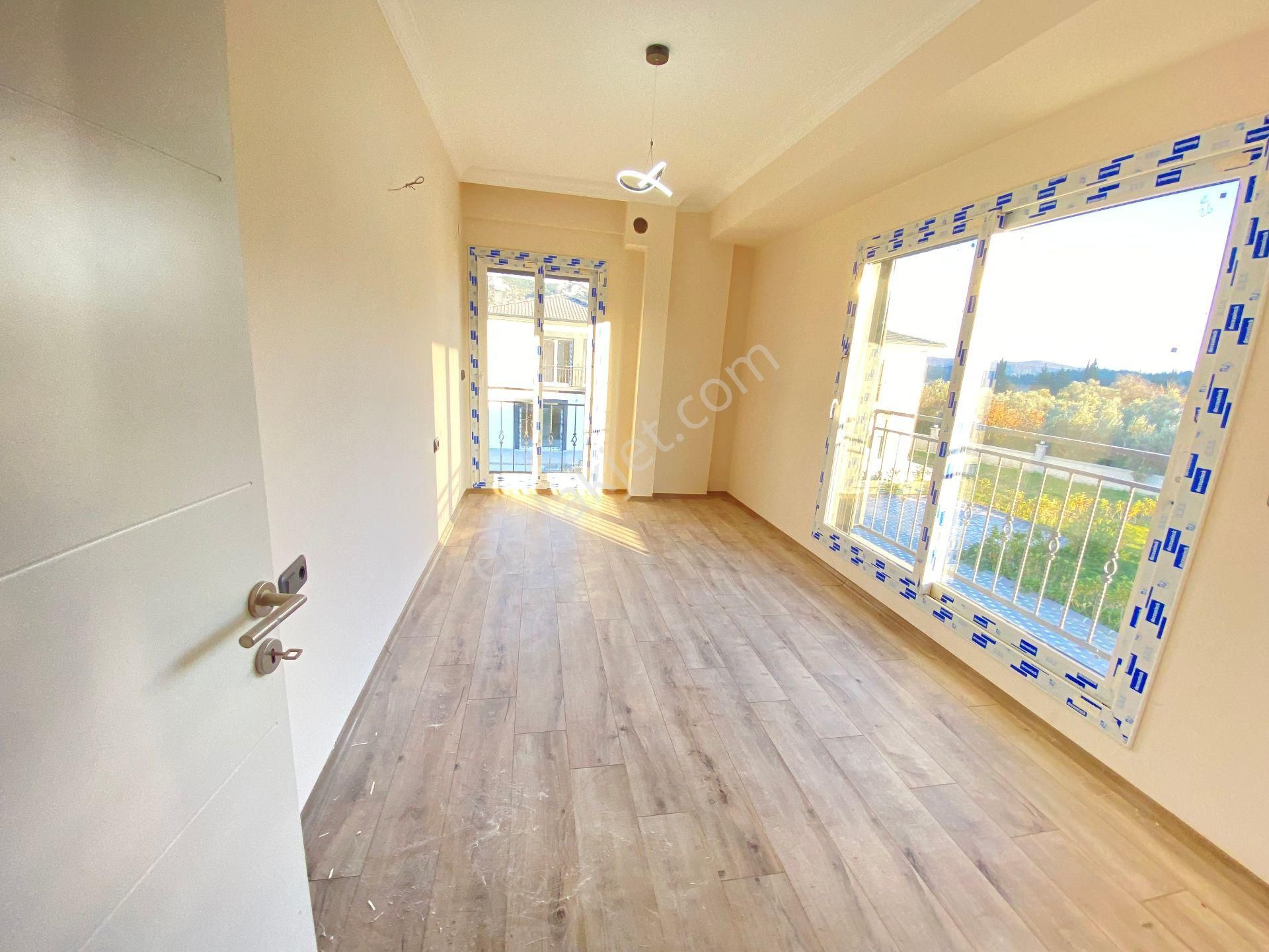 İzmir Seferihisar Kavakdere De Geneş Bahçelı Satılık 3+1 Villa - Görsel 24