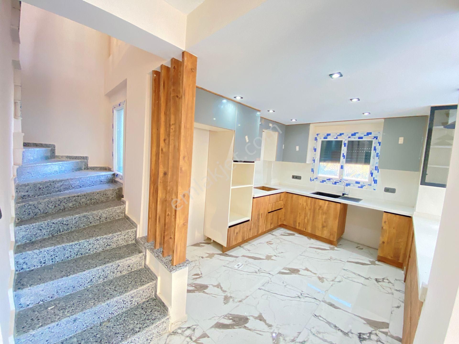 İzmir Seferihisar Kavakdere De Geneş Bahçelı Satılık 3+1 Villa - Görsel 19