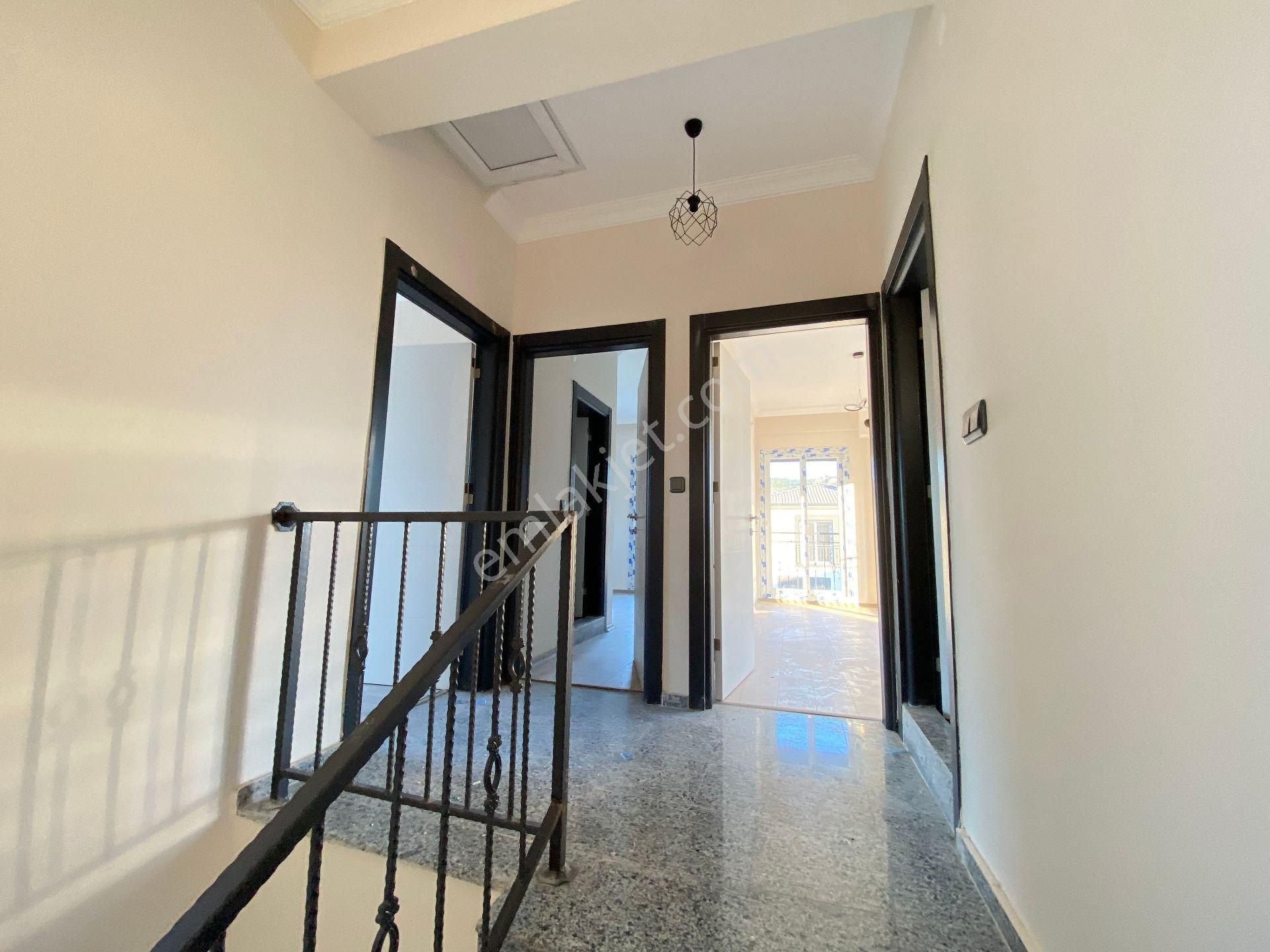 İzmir Seferihisar Kavakdere De Geneş Bahçelı Satılık 3+1 Villa - Görsel 22