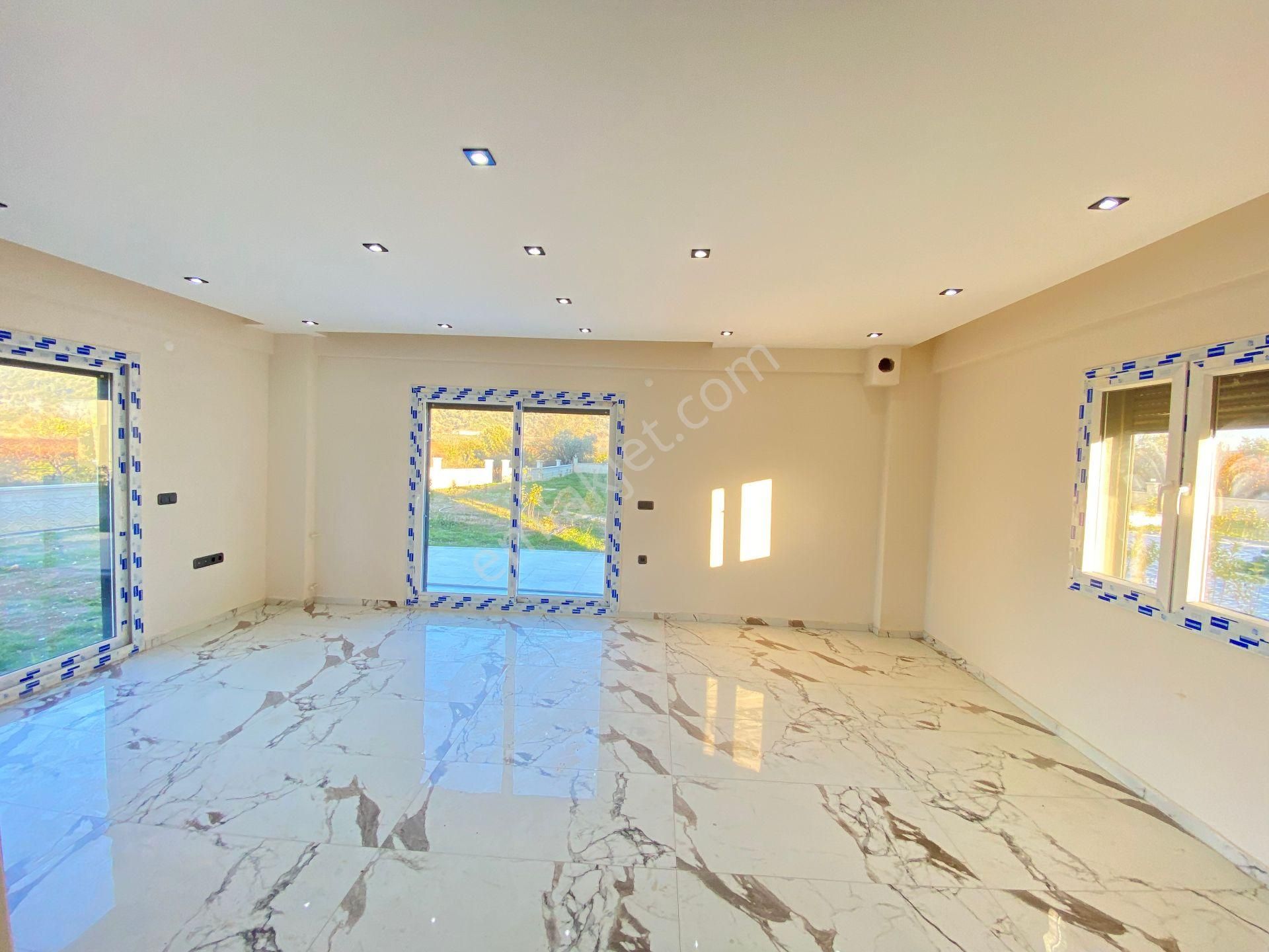 İzmir Seferihisar Kavakdere De Geneş Bahçelı Satılık 3+1 Villa - Görsel 13