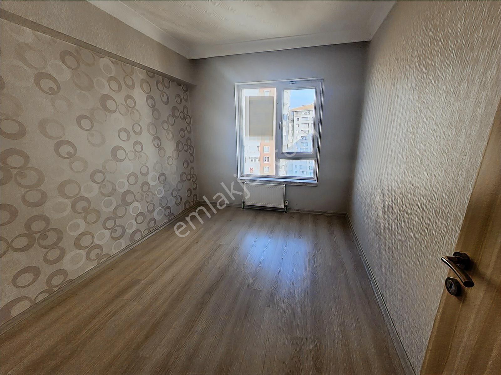 Site İçerisinde 4 Oda 1 Salon Güney Cephe Asansörlü Daire - Görsel 14