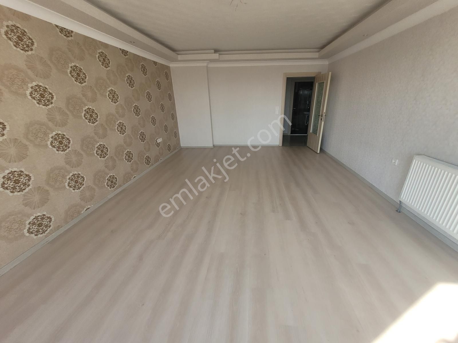 Site İçerisinde 4 Oda 1 Salon Güney Cephe Asansörlü Daire - Görsel 7