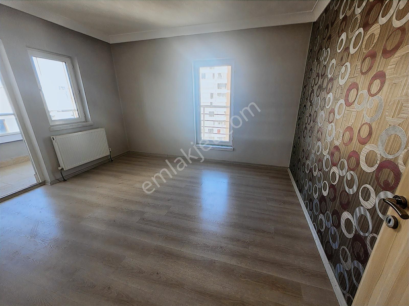 Site İçerisinde 4 Oda 1 Salon Güney Cephe Asansörlü Daire - Görsel 30