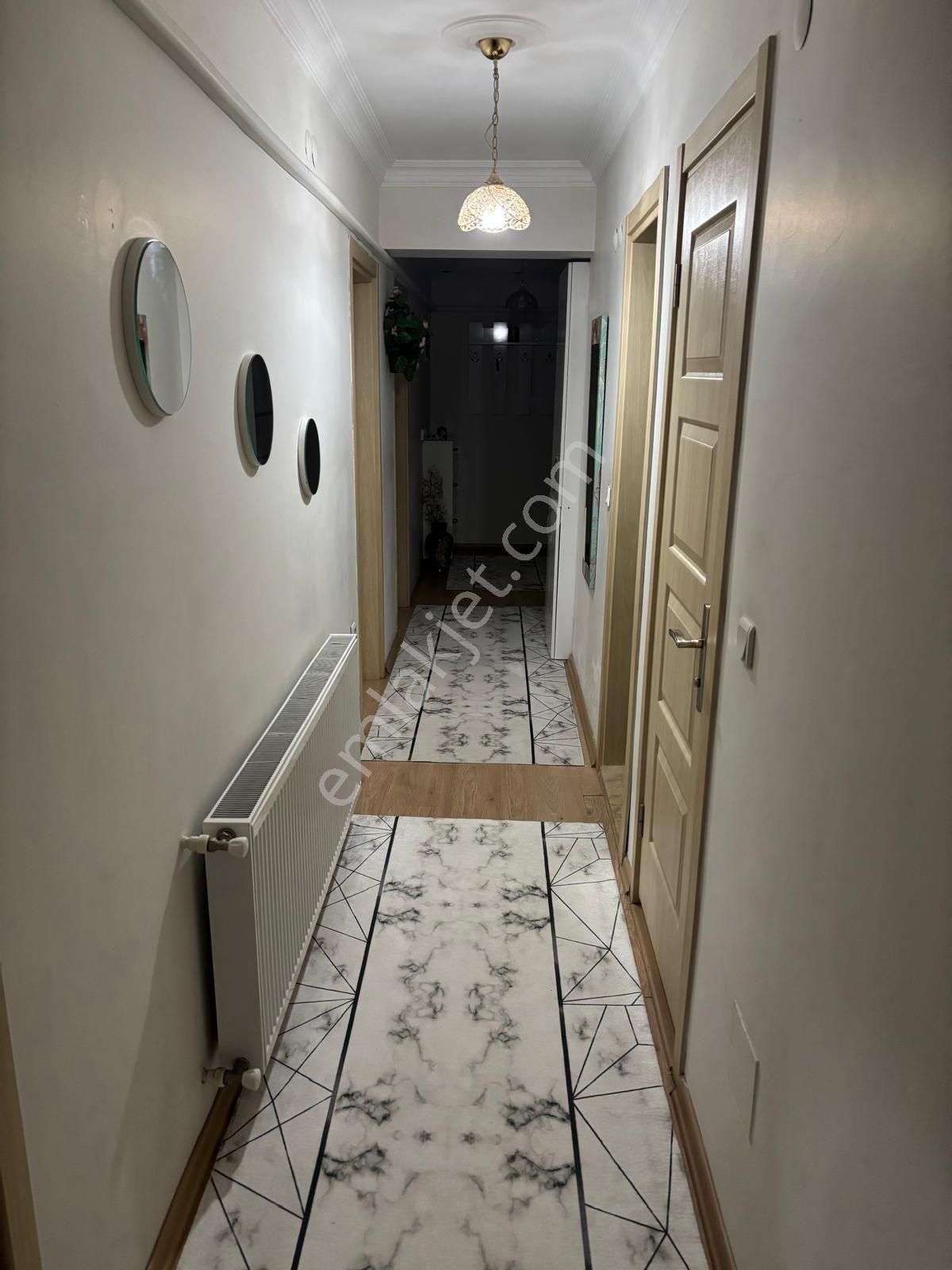 Selçuk Merkezde Belediyehavuzununyanındaeşyalı Satılık Daire - Görsel 13