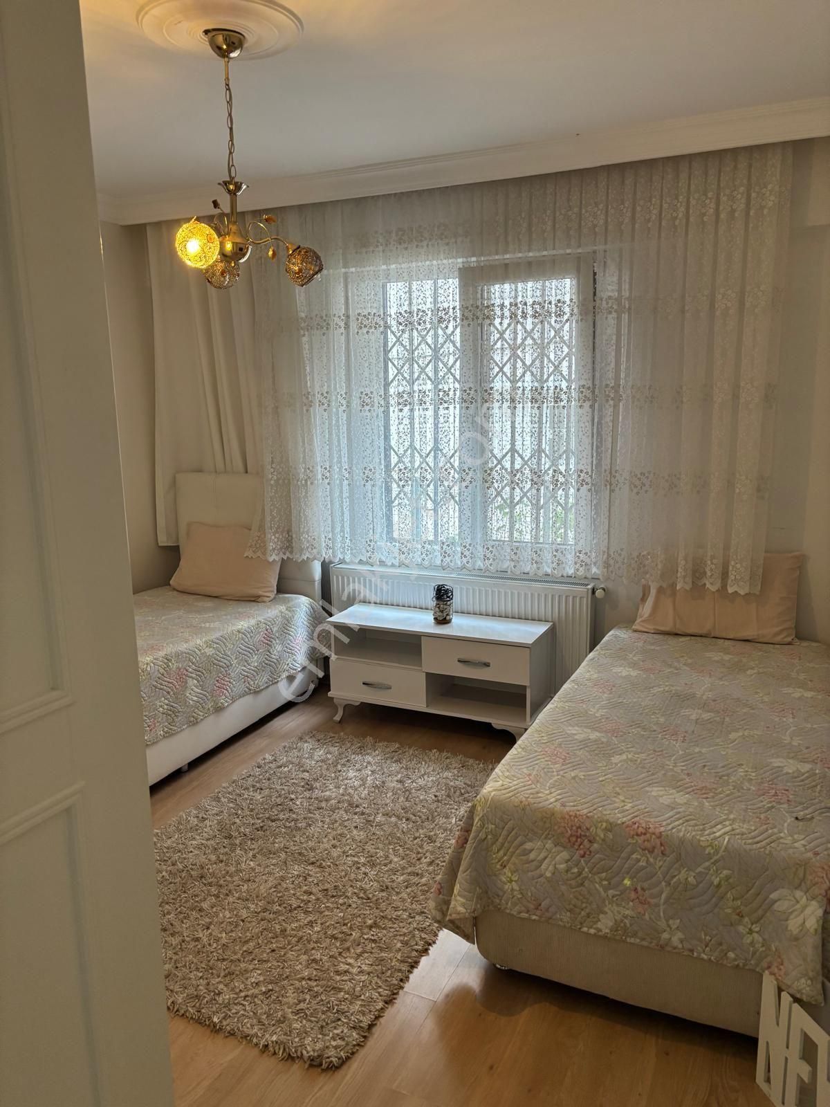 Selçuk Merkezde Belediyehavuzununyanındaeşyalı Satılık Daire - Görsel 11