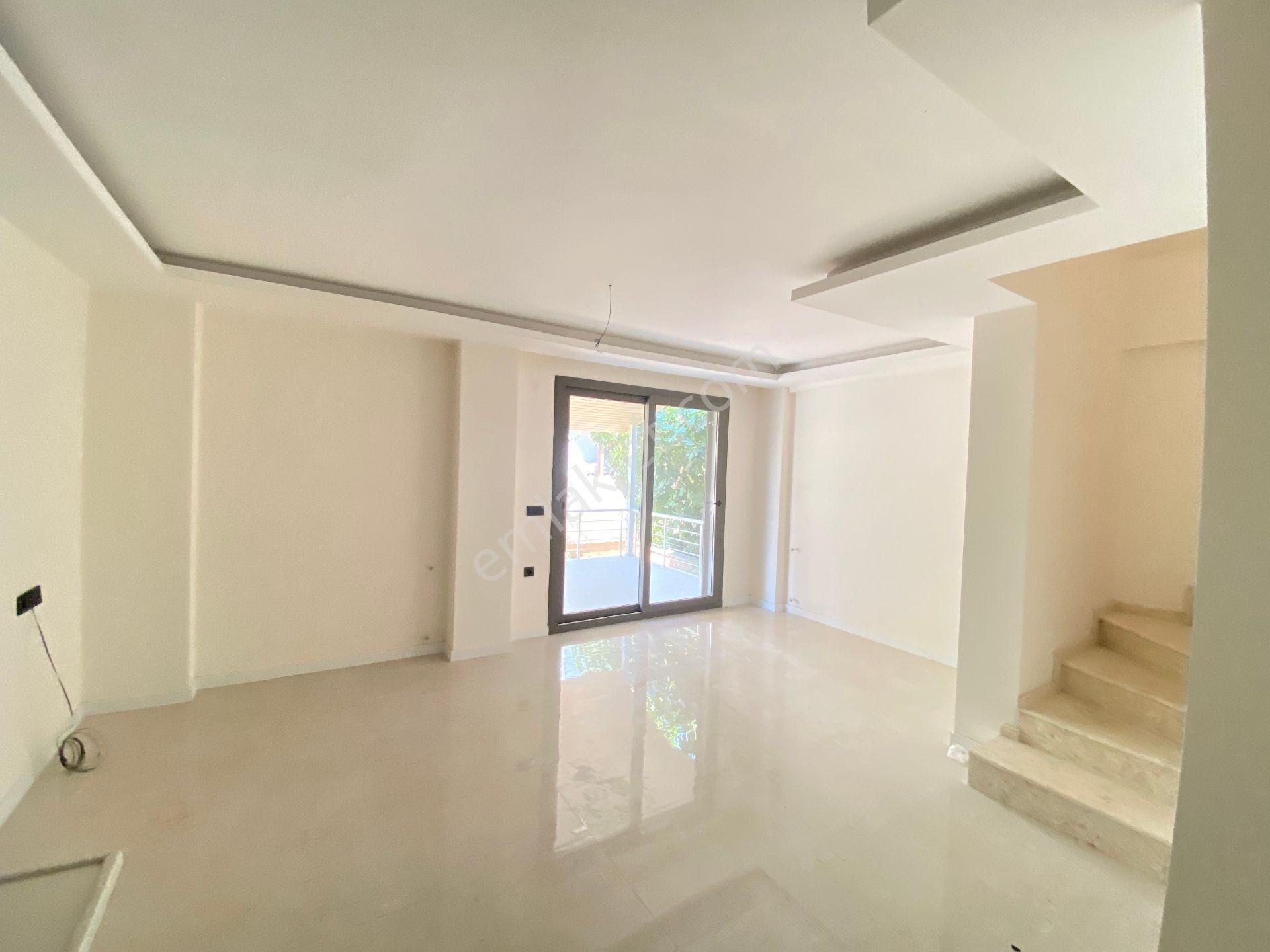 Seferihisar Doğanbey De Geneş Bahçeli Denize 300mt Satılık 2+1 Villa - Görsel 14