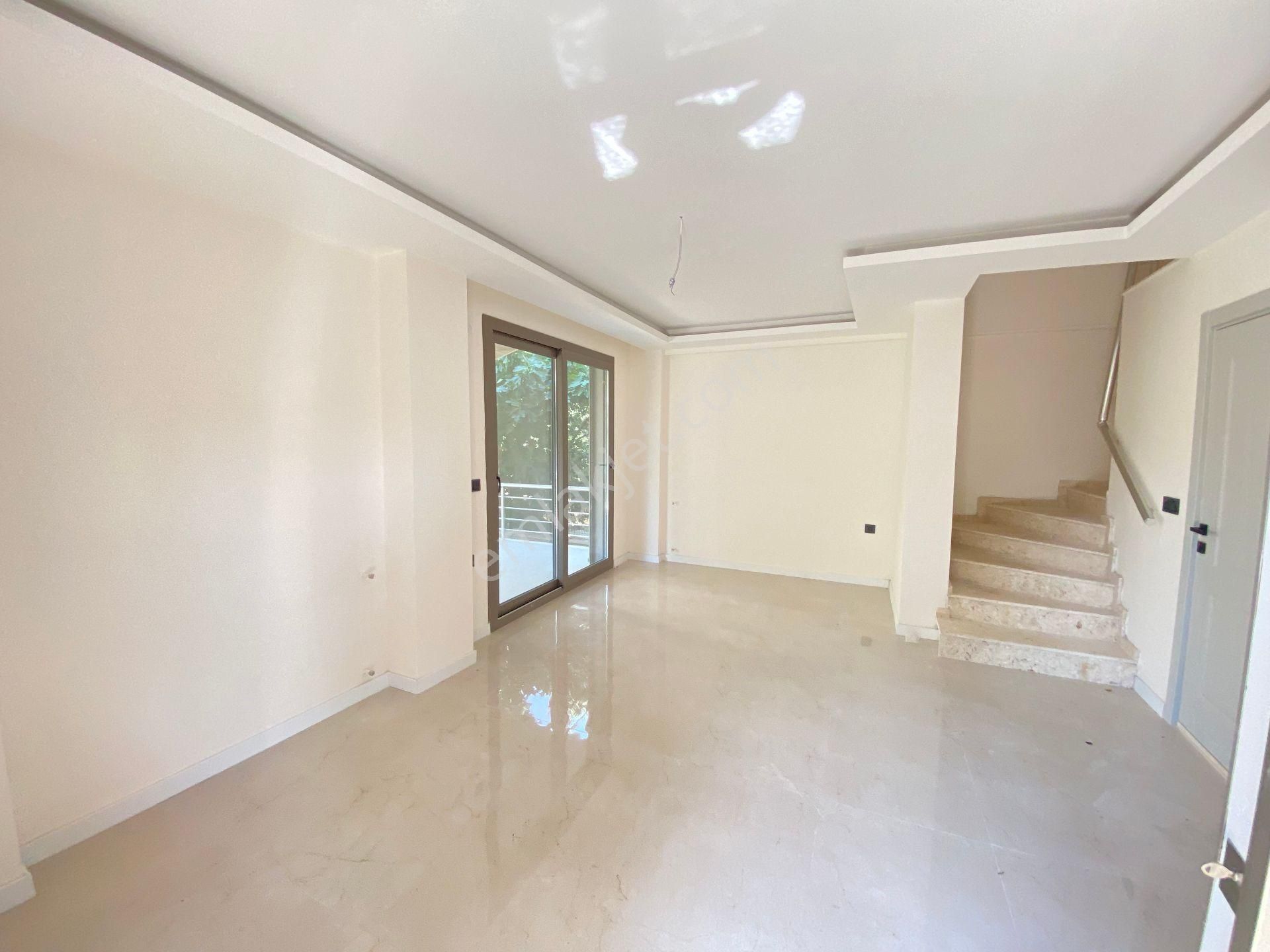 Seferihisar Doğanbey De Geneş Bahçeli Denize 300mt Satılık 2+1 Villa - Görsel 10