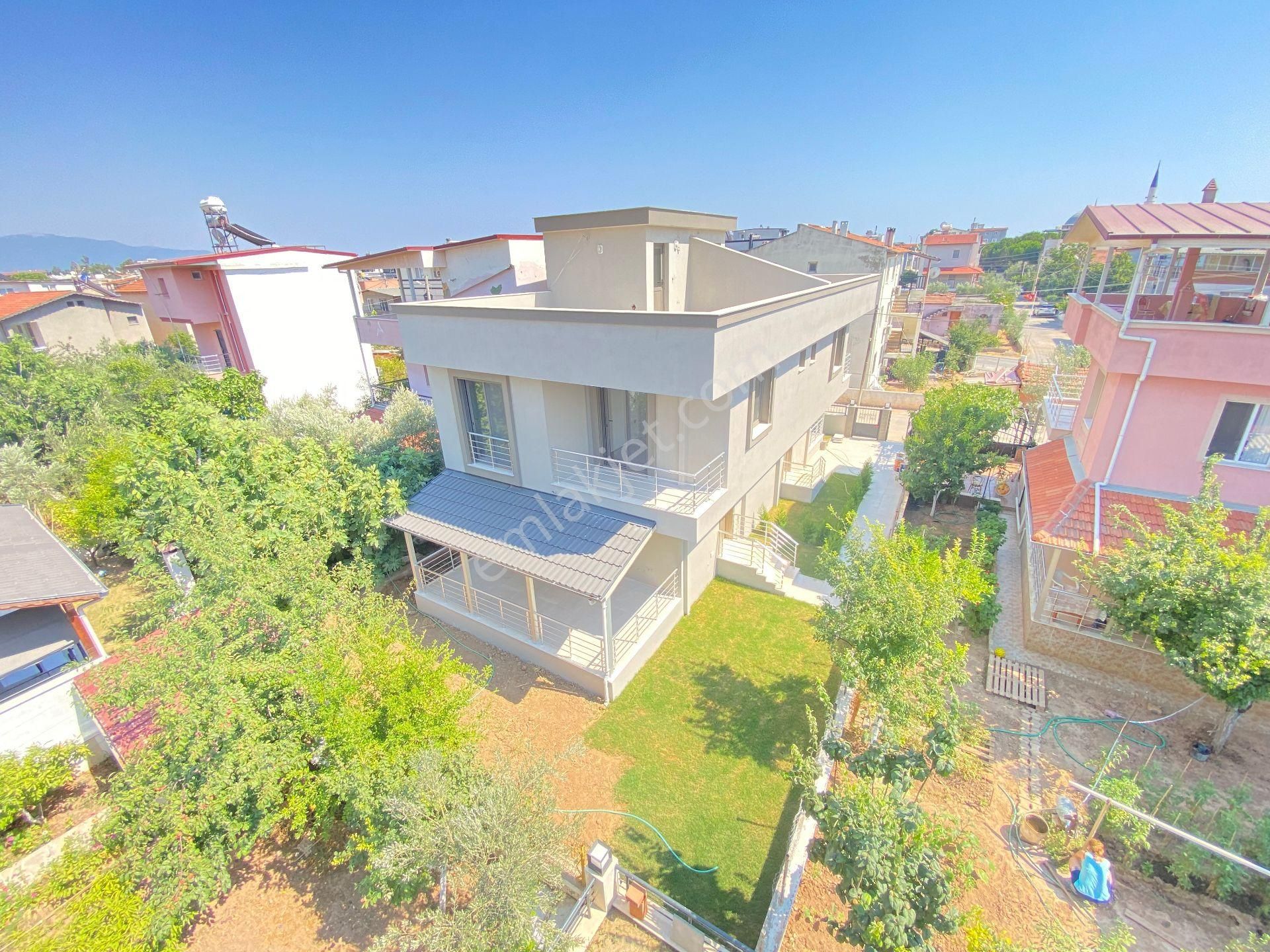 Seferihisar Doğanbey De Geneş Bahçeli Denize 300mt Satılık 2+1 Villa - Görsel 2