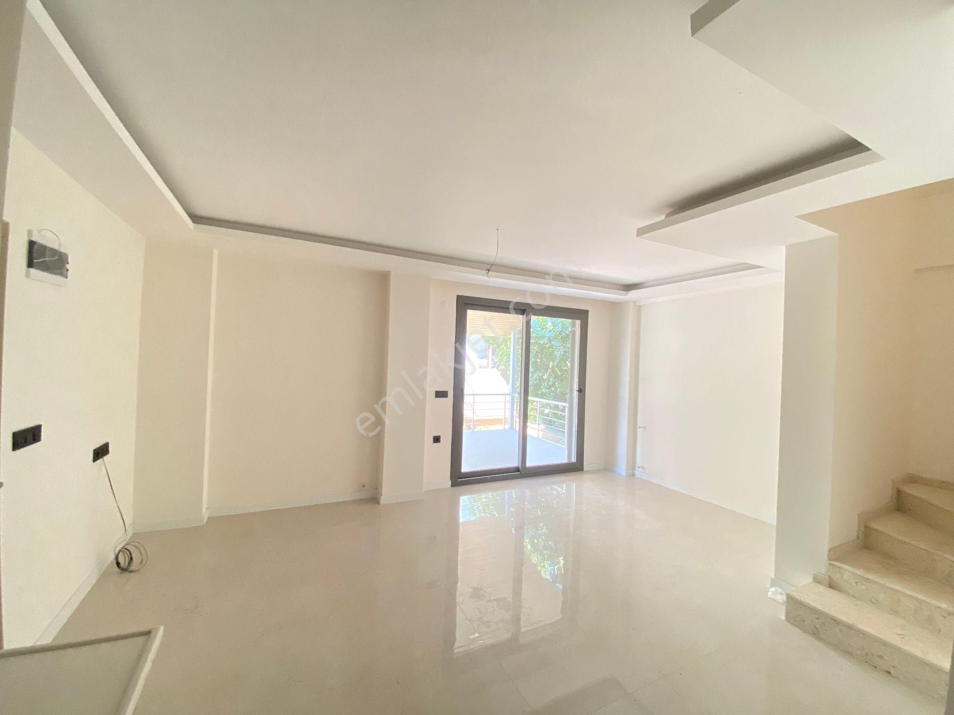 Seferihisar Doğanbey De Geneş Bahçeli Denize 300mt Satılık 2+1 Villa - Görsel 15