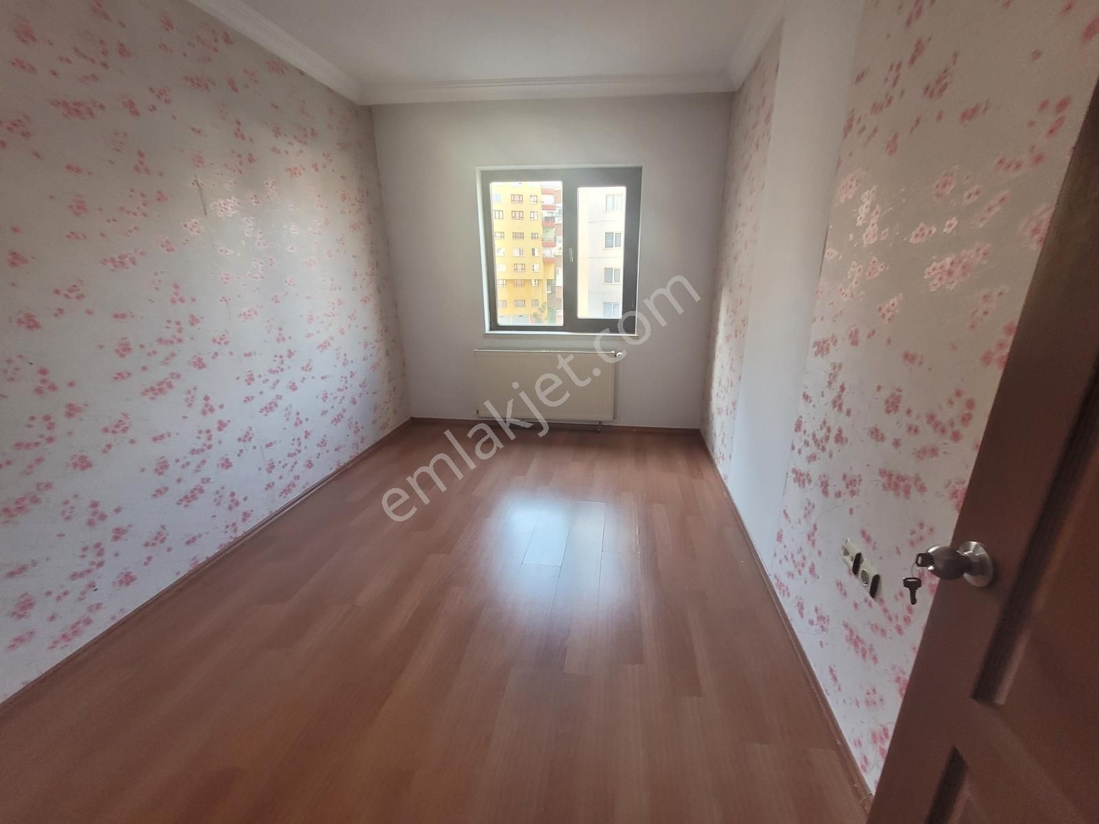 Pamuklar Almila Sitesinde Ferah 11. Katta Satılık Daire - Görsel 19