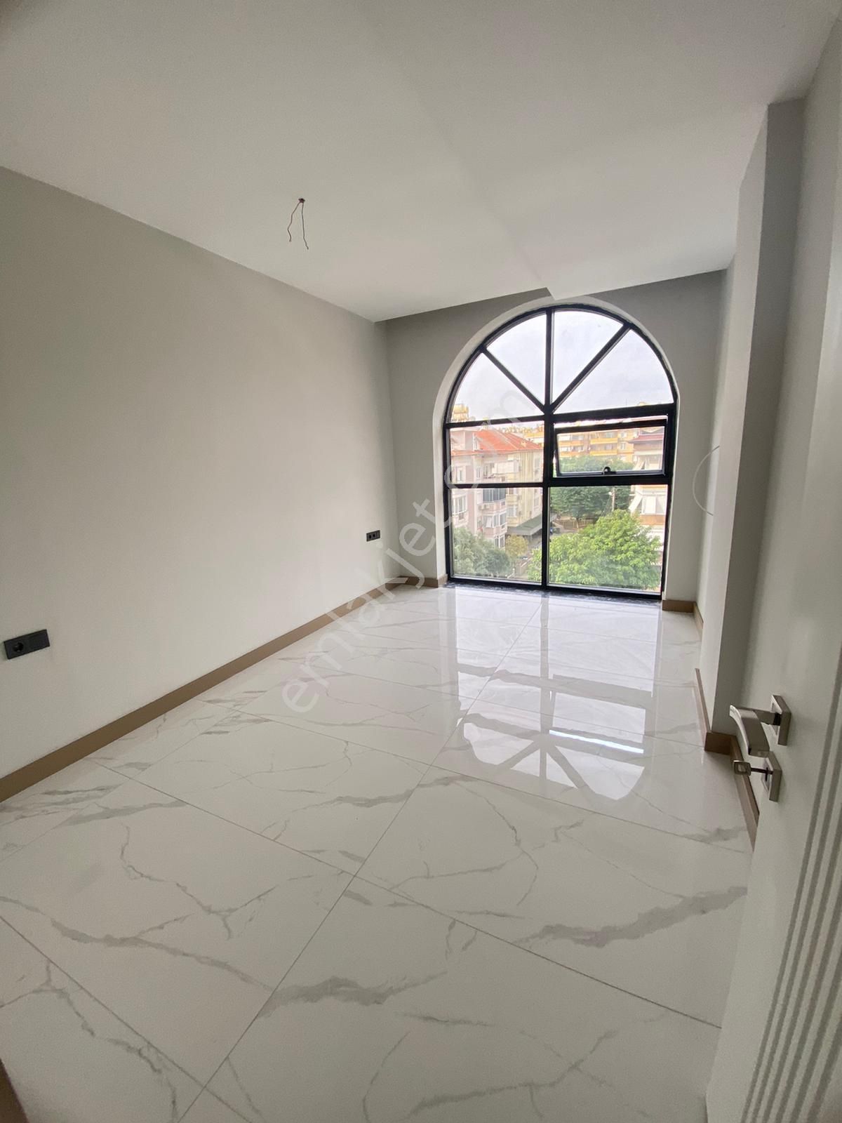 Alanya Merkez Satılık 1+1 - Görsel 8