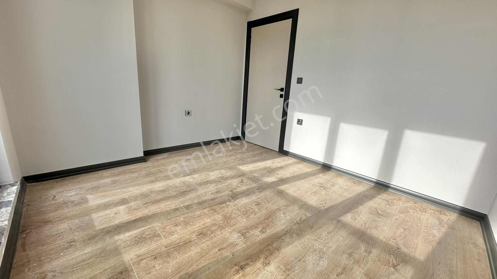 Alaçatı'dan | Balkonlu | Ara Kat | Bulvar Yakını - Görsel 4