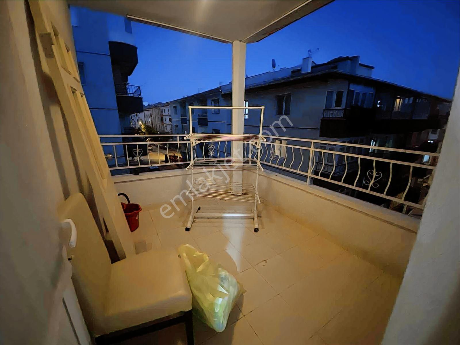 Alsancak' Da Merkezi Konum Full Eşyalı Satılık 4+1 Daire - Görsel 13