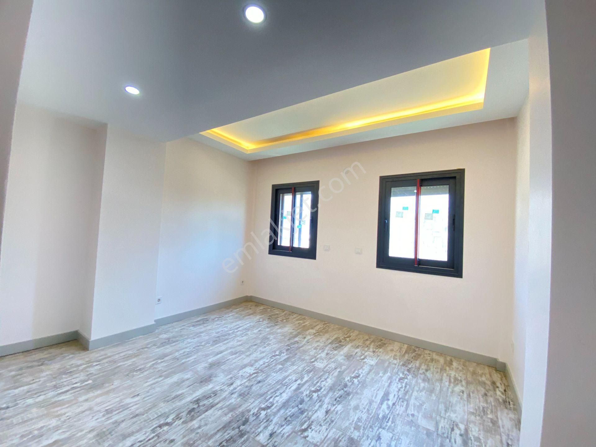 Seferihisarda Tek Mustakil Yüzme Havuzu Yerden Isıtma Lüx Satılık 4+1 Villa - Görsel 25