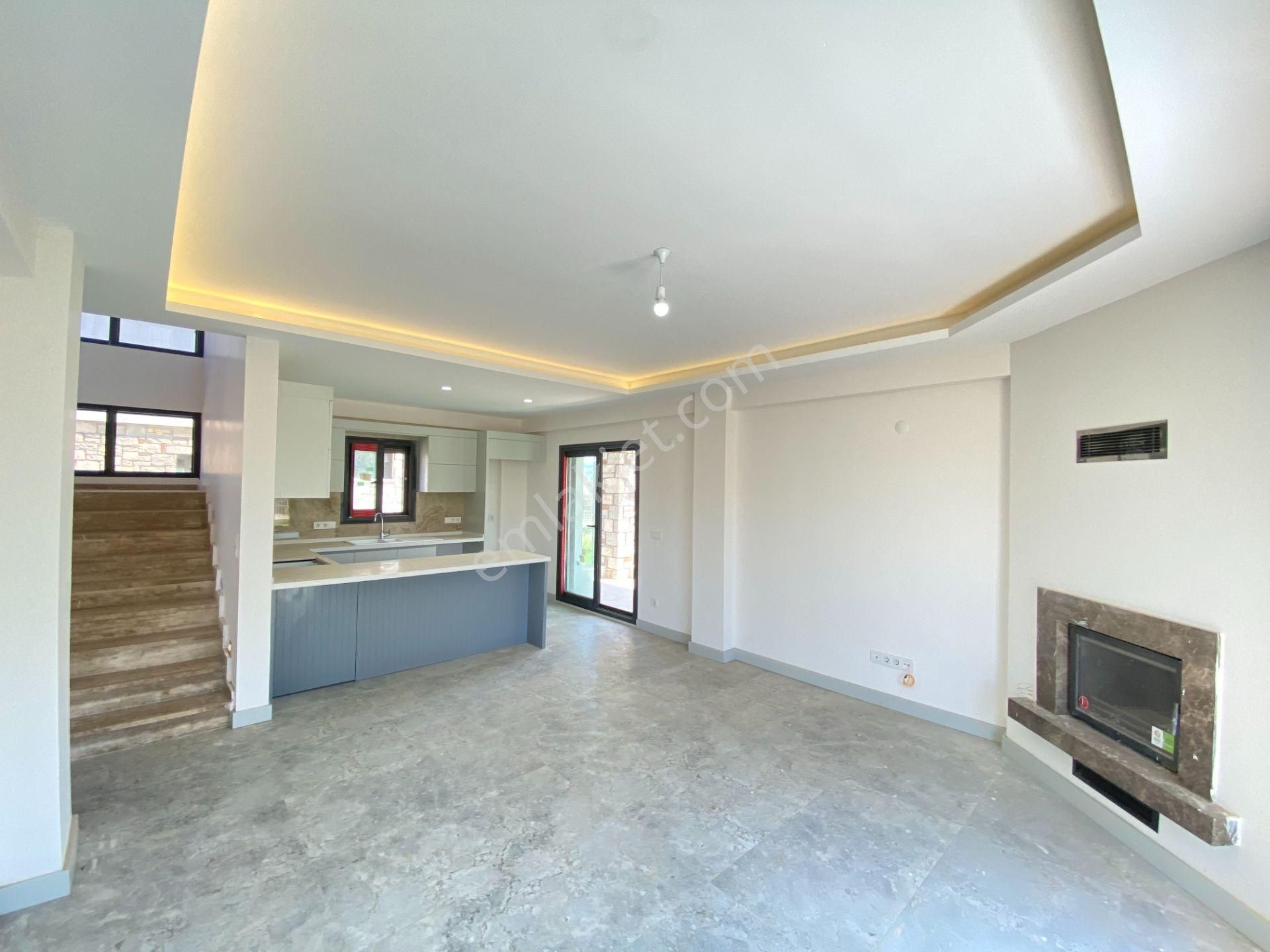 Seferihisarda Tek Mustakil Yüzme Havuzu Yerden Isıtma Lüx Satılık 4+1 Villa - Görsel 14