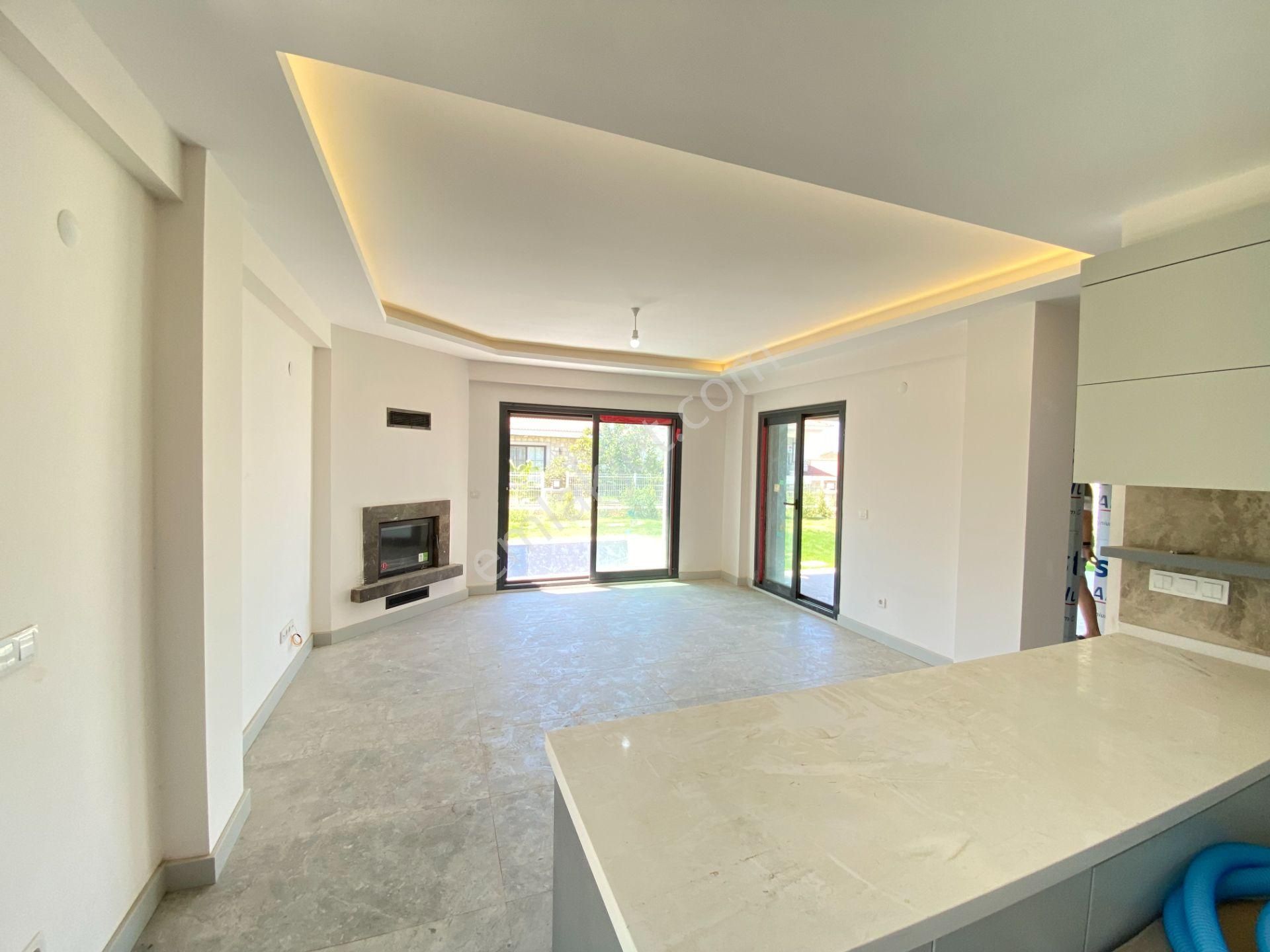 Seferihisarda Tek Mustakil Yüzme Havuzu Yerden Isıtma Lüx Satılık 4+1 Villa - Görsel 10