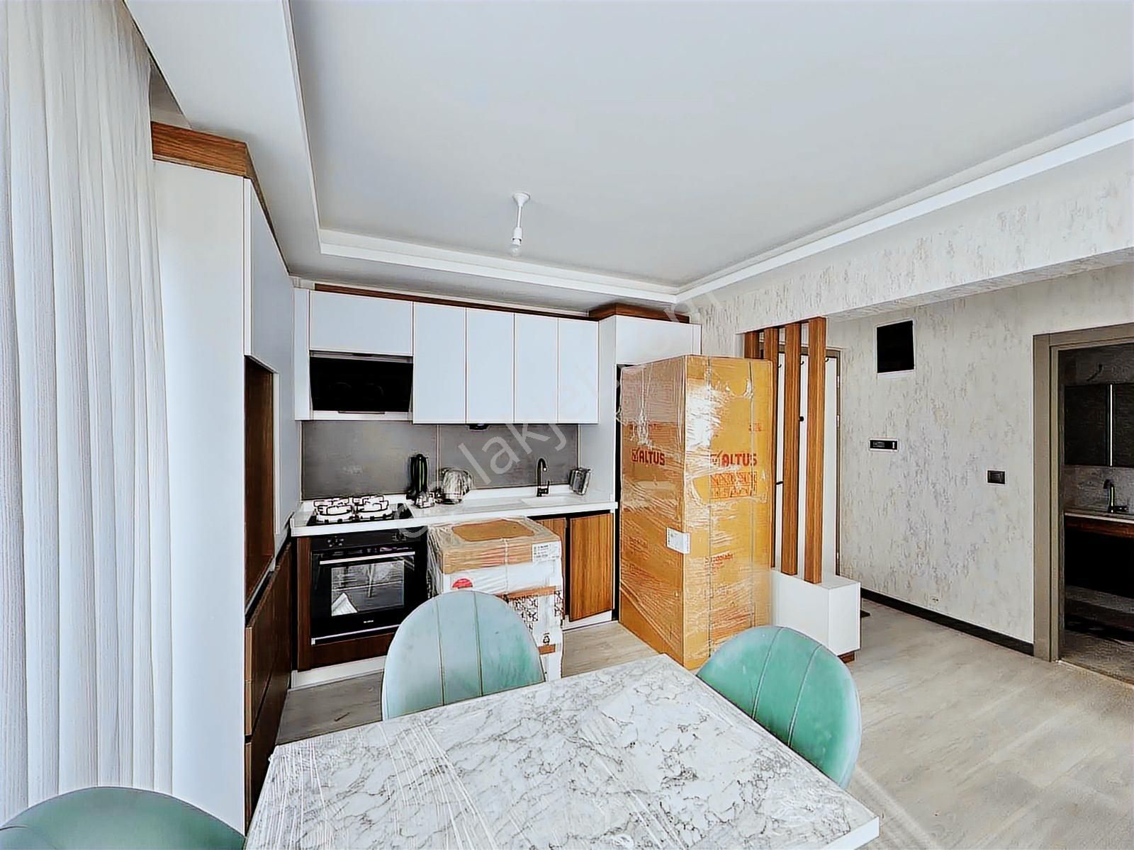 Alaçatı'dan Sıfır Eşyalı Kiralık 1+1 - Görsel 12