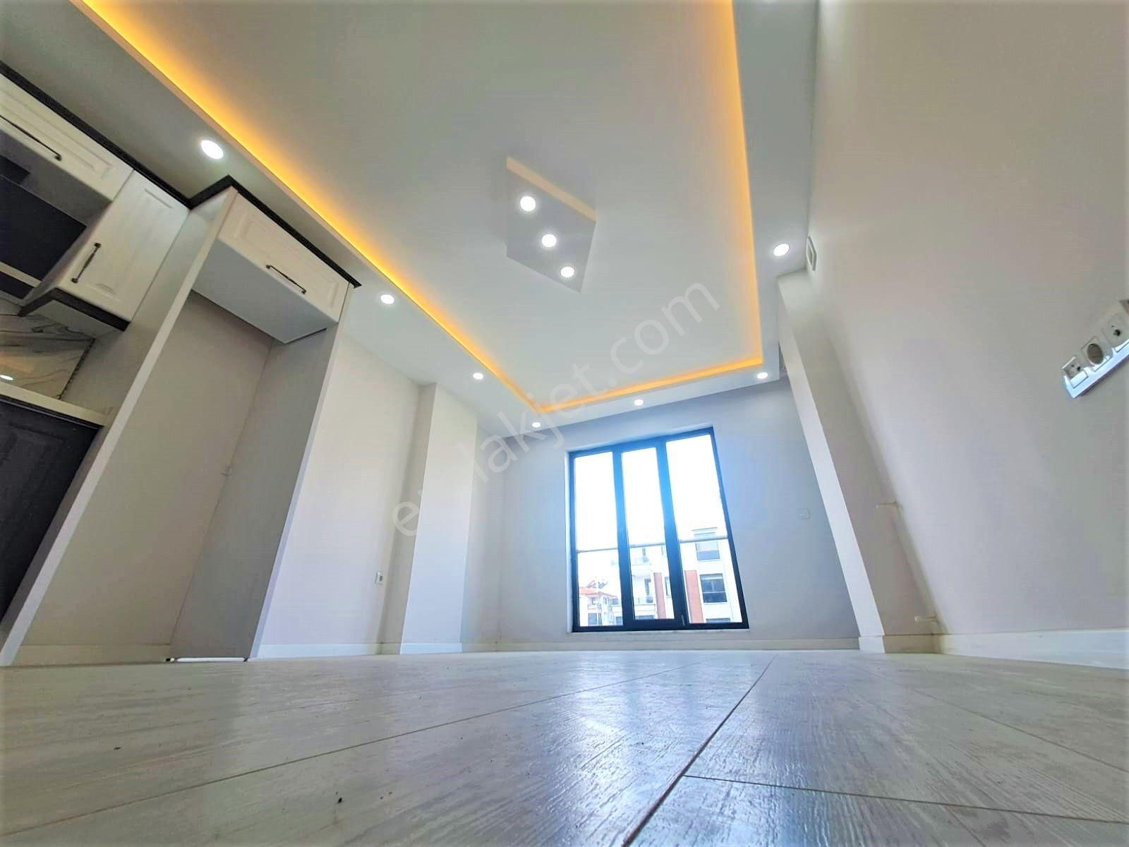 🟠🟠alfa'dan Akçay'da Satılık Arakat Asansörlü Şık Tasarımlı Önü Açık Ferah 1+1 Daire - Görsel 2