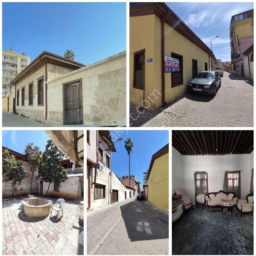 Çarşı 'de Satılık Kargir Müstakil Ev