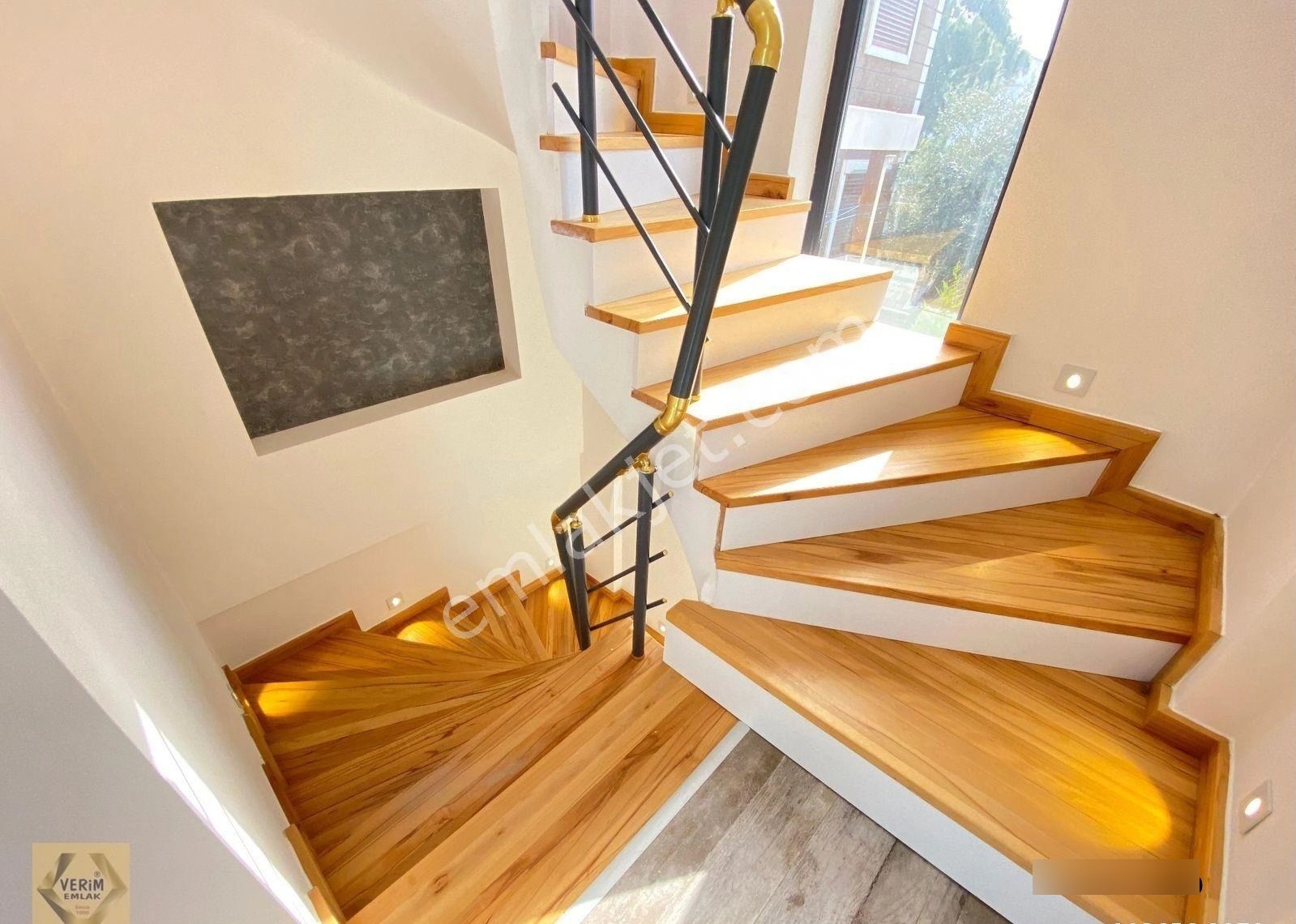 Seferihisar’da Plaja Yalnızca 50m Mesafede, Müstakil Lüks Satılık 3+1villa - Görsel 12