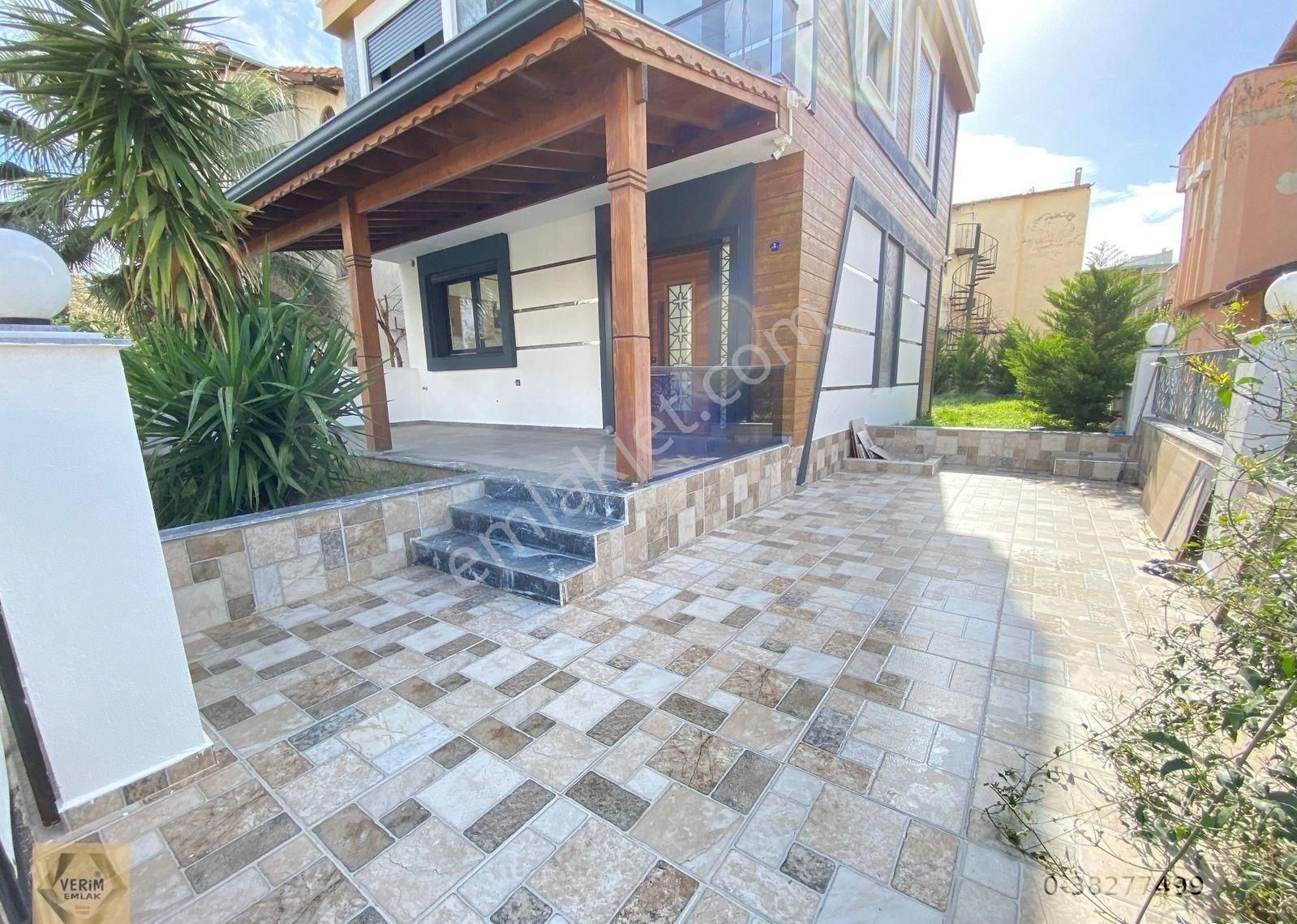 Seferihisar’da Plaja Yalnızca 50m Mesafede, Müstakil Lüks Satılık 3+1villa - Görsel 14