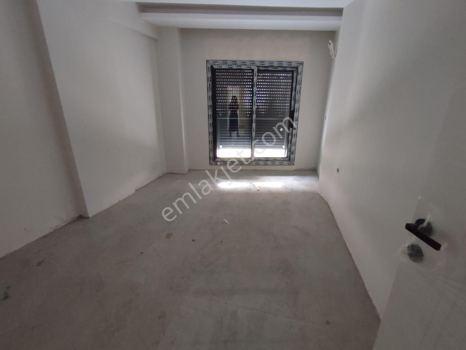 Buca Çevik-1 Meydan Yakını 2+1 Sıfır Satılık Ara Kat Daire - Görsel 16