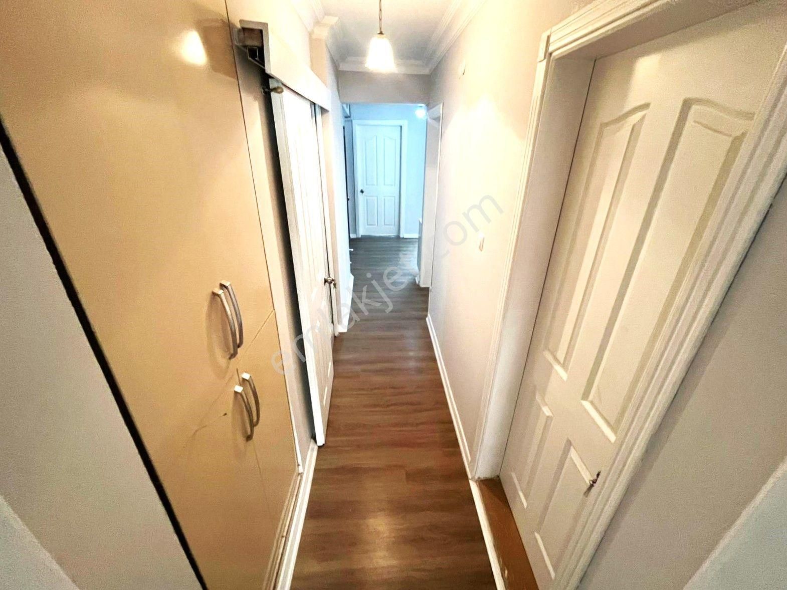 Akçay'da Aygülden Denize Çok Yakın Köşe Ön Cephe Ayrı Mutfak Geniş Balkonlu Kaçmaz 3+1 Satılık Daire - Görsel 22