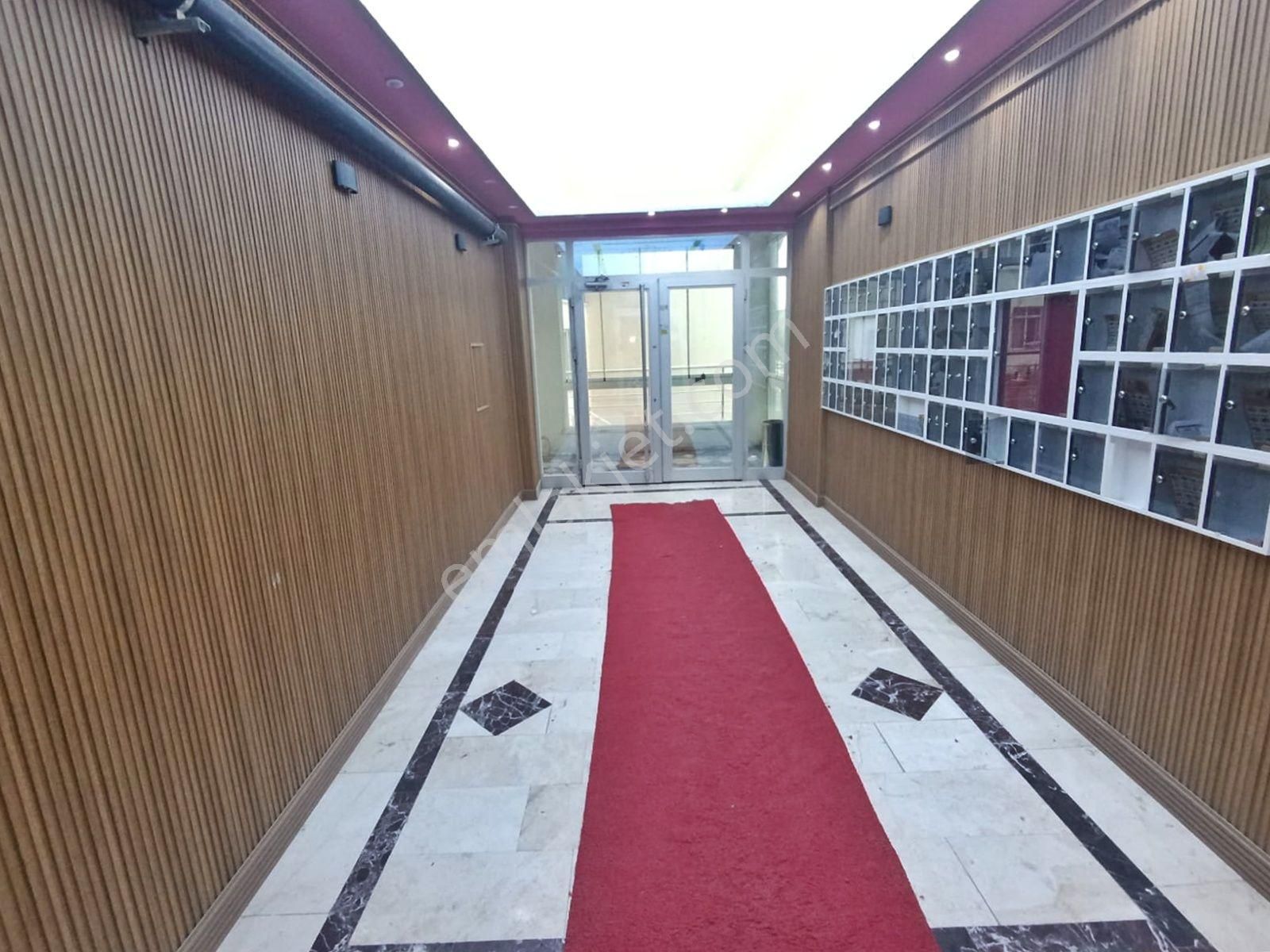 Tek Bloklu Site! 220²15.kat Çift Giriş/3 Balkonlu/kilerli Dublex - Görsel 17