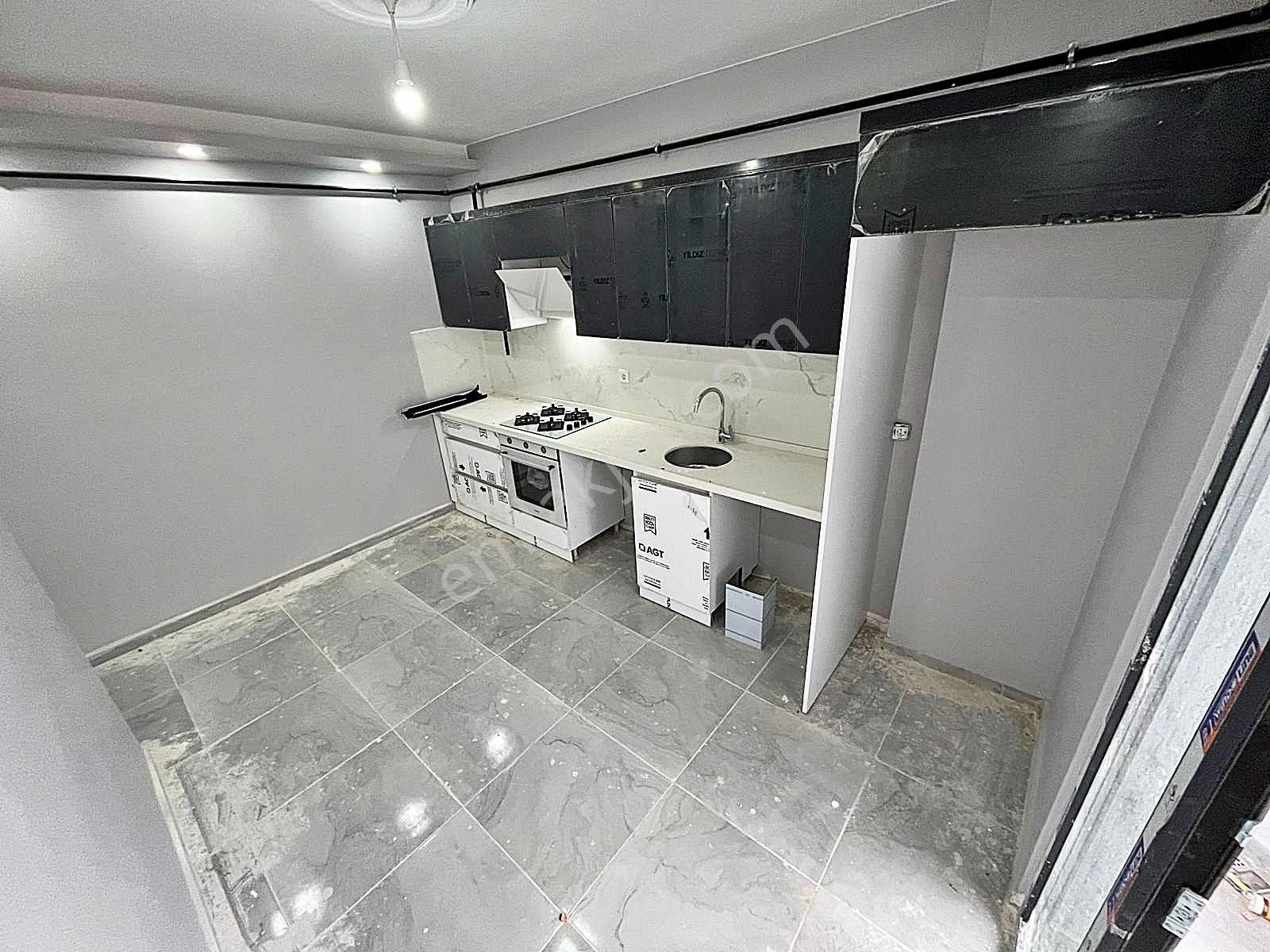 Az-er Yapıdan Çerkezköyde Satılık Ön Cephe İskanlı 2+1 Lux Daire!! - Görsel 9