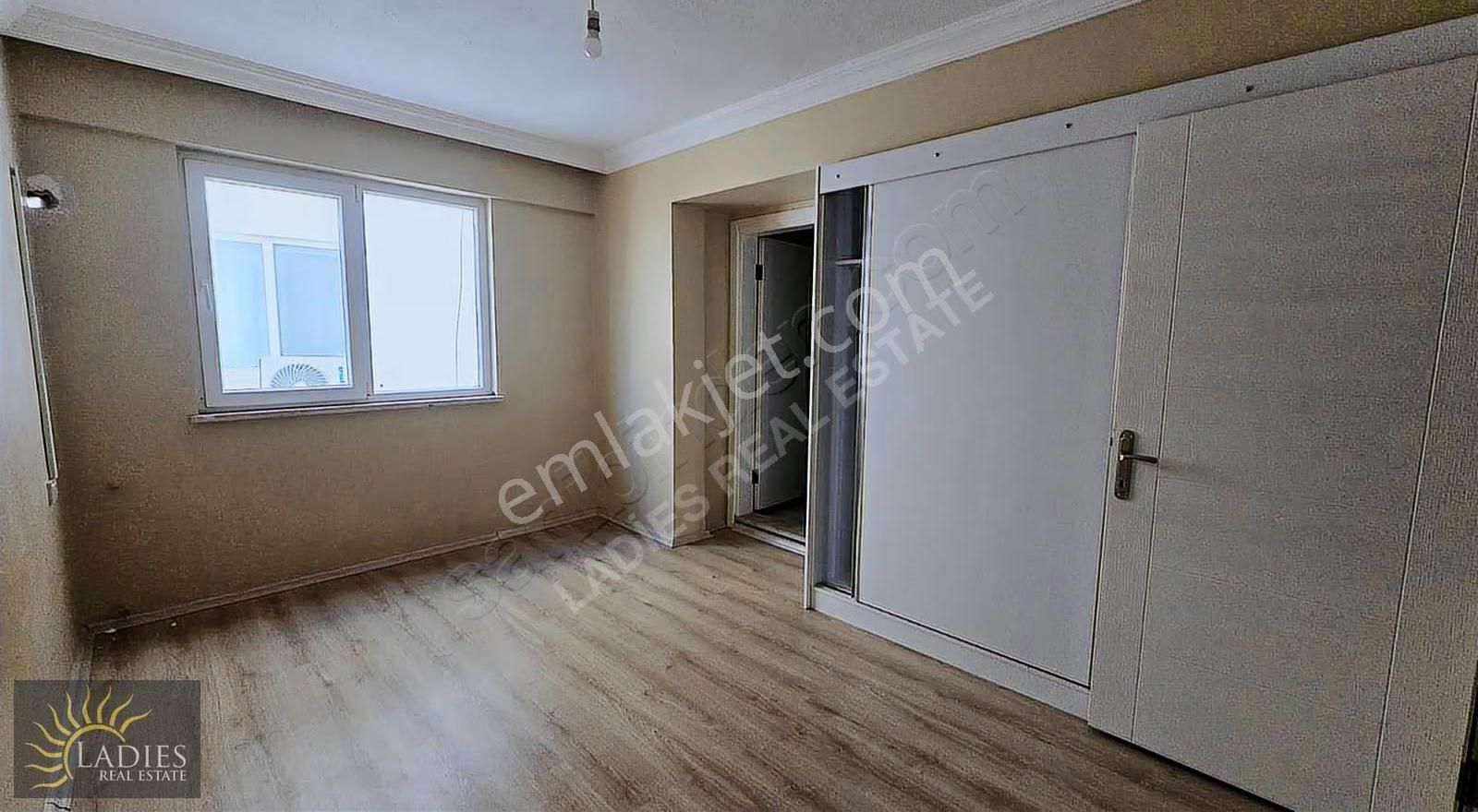 Ladiesden Merkez De Ara Kat 3+1 Satılık Daire - Görsel 6