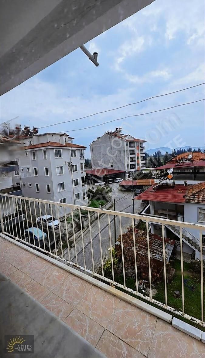 Ladies Den Karaçalı Da 2+1 Satılık Daire (pazarlık Payı Vardır) - Görsel 3