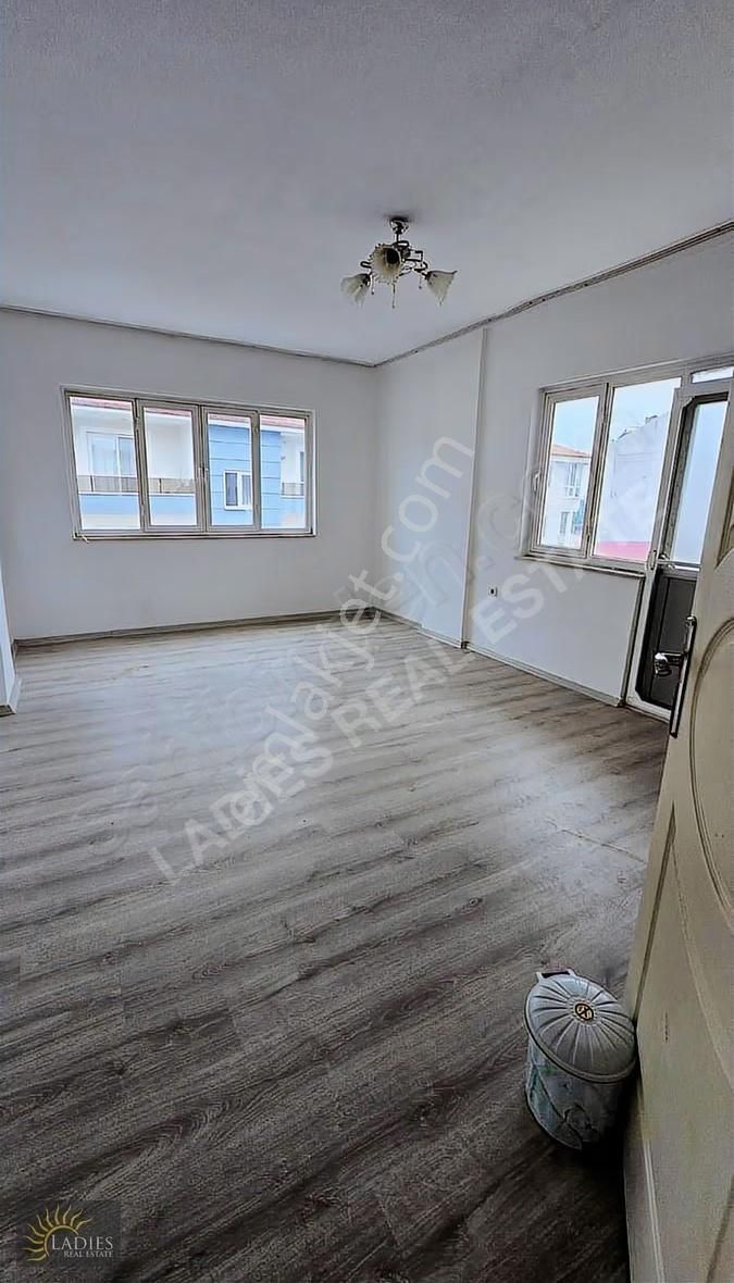 Ladies Den Karaçalı Da 2+1 Satılık Daire (pazarlık Payı Vardır) - Görsel 10