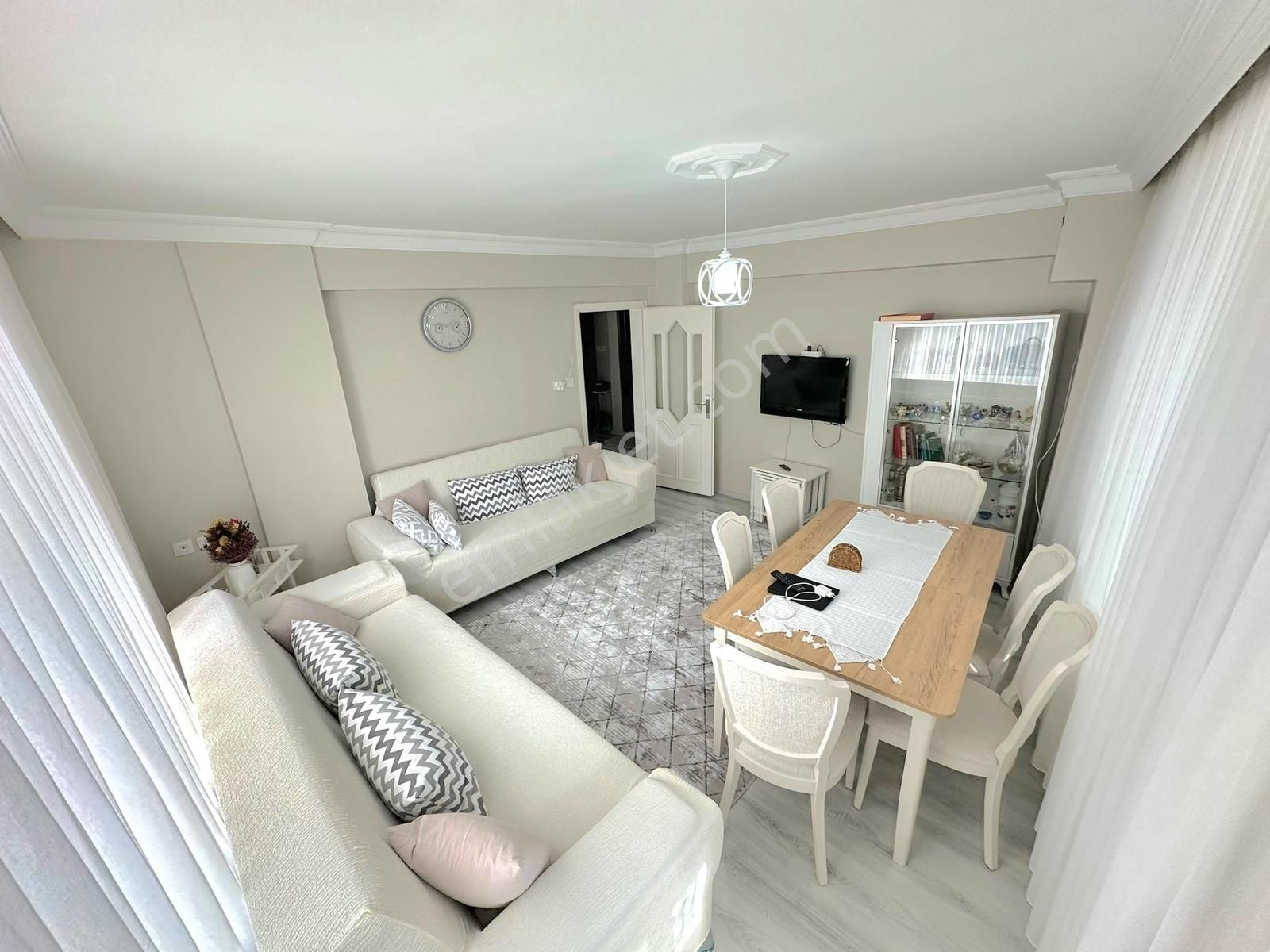 Pusula İnş.tan S,çiftligi Mah Cadde Uzerinde 105m2 2kat Daire - Görsel 3