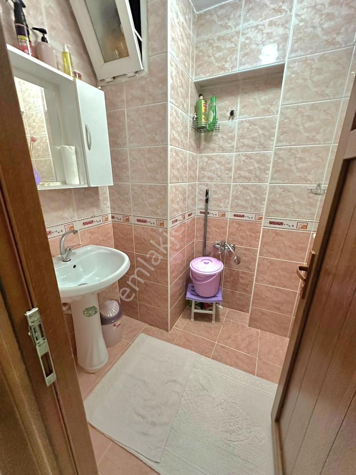 Pusula İnş.tan S,çiftligi Mah Cadde Uzerinde 105m2 2kat Daire - Görsel 4