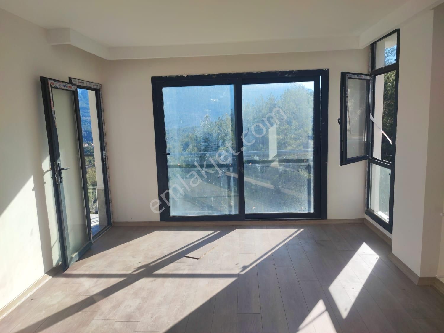 Kar Emlaktan Akçatekir Şıhlıda 5+1 Satılık Ultra Lüx Villa - Görsel 4