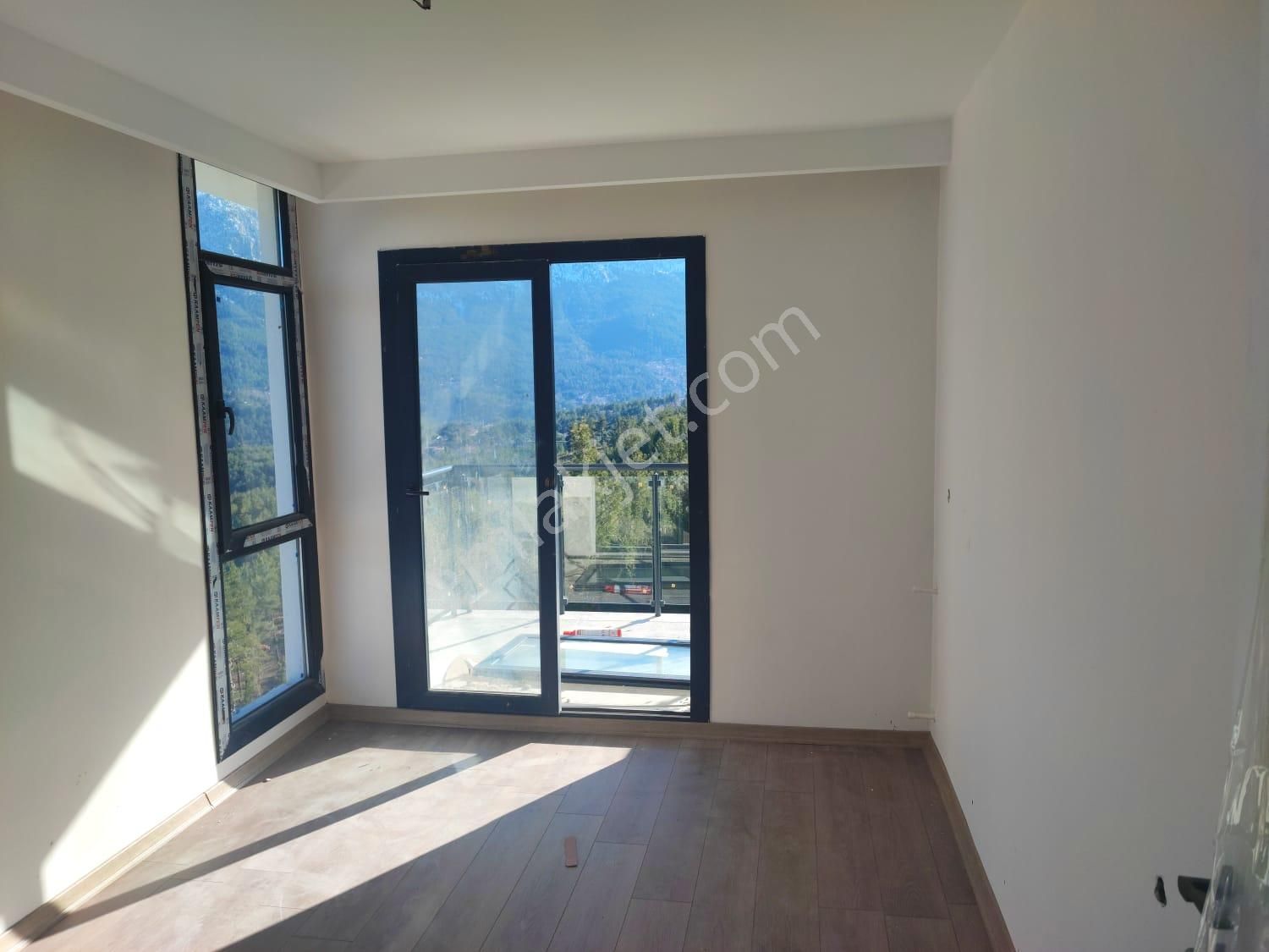 Kar Emlaktan Akçatekir Şıhlıda 5+1 Satılık Ultra Lüx Villa - Görsel 16