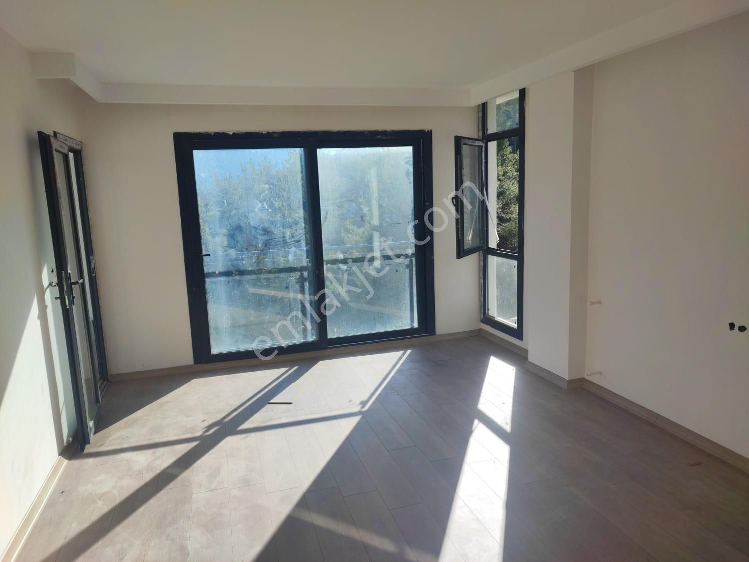 Kar Emlaktan Akçatekir Şıhlıda 5+1 Satılık Ultra Lüx Villa - Görsel 3