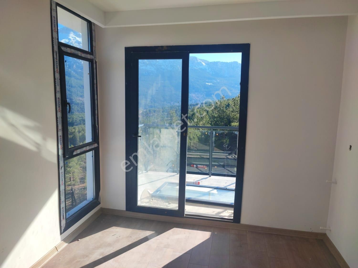 Kar Emlaktan Akçatekir Şıhlıda 5+1 Satılık Ultra Lüx Villa - Görsel 13