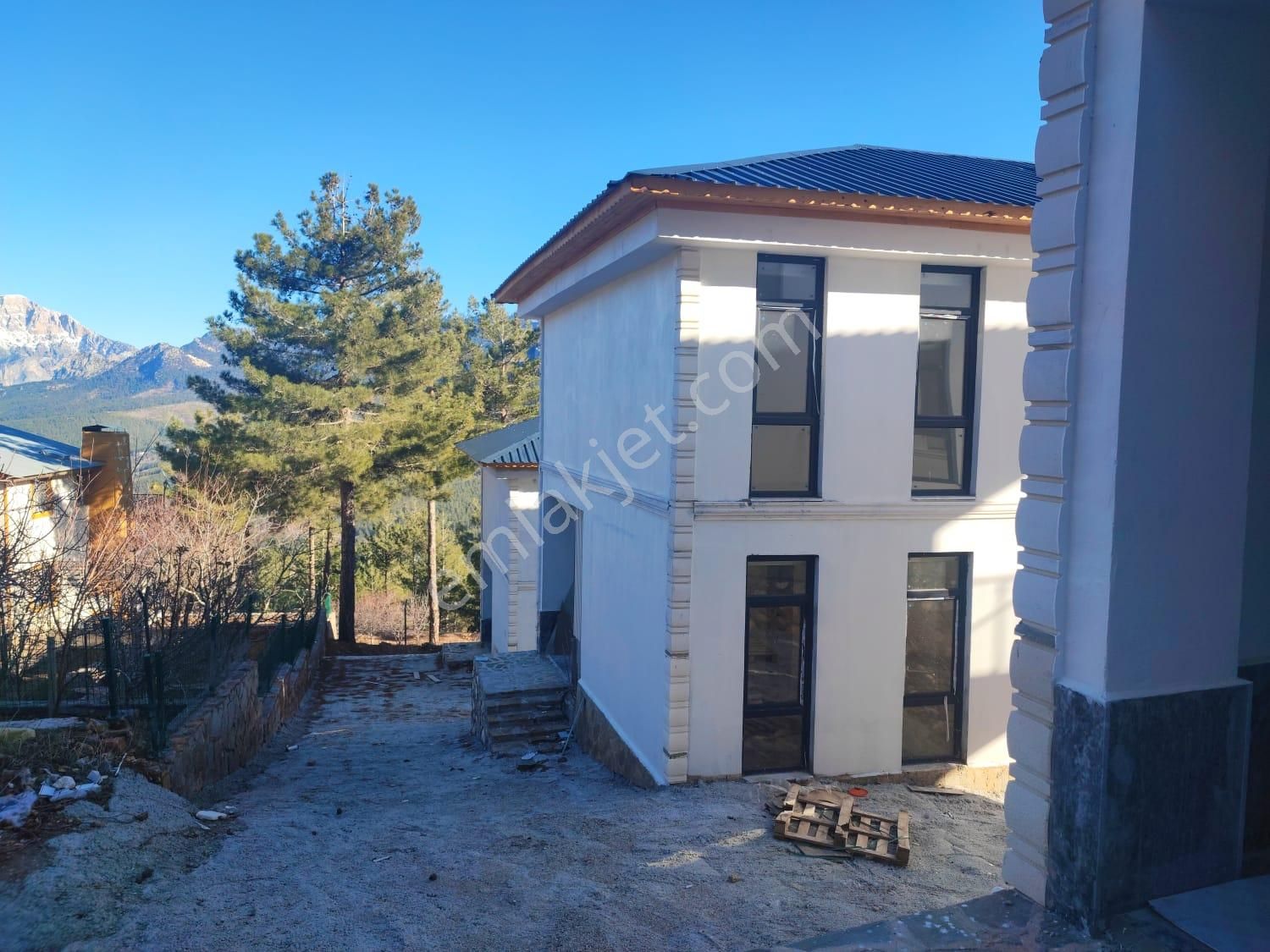 Kar Emlaktan Akçatekir Şıhlıda 5+1 Satılık Ultra Lüx Villa - Görsel 21