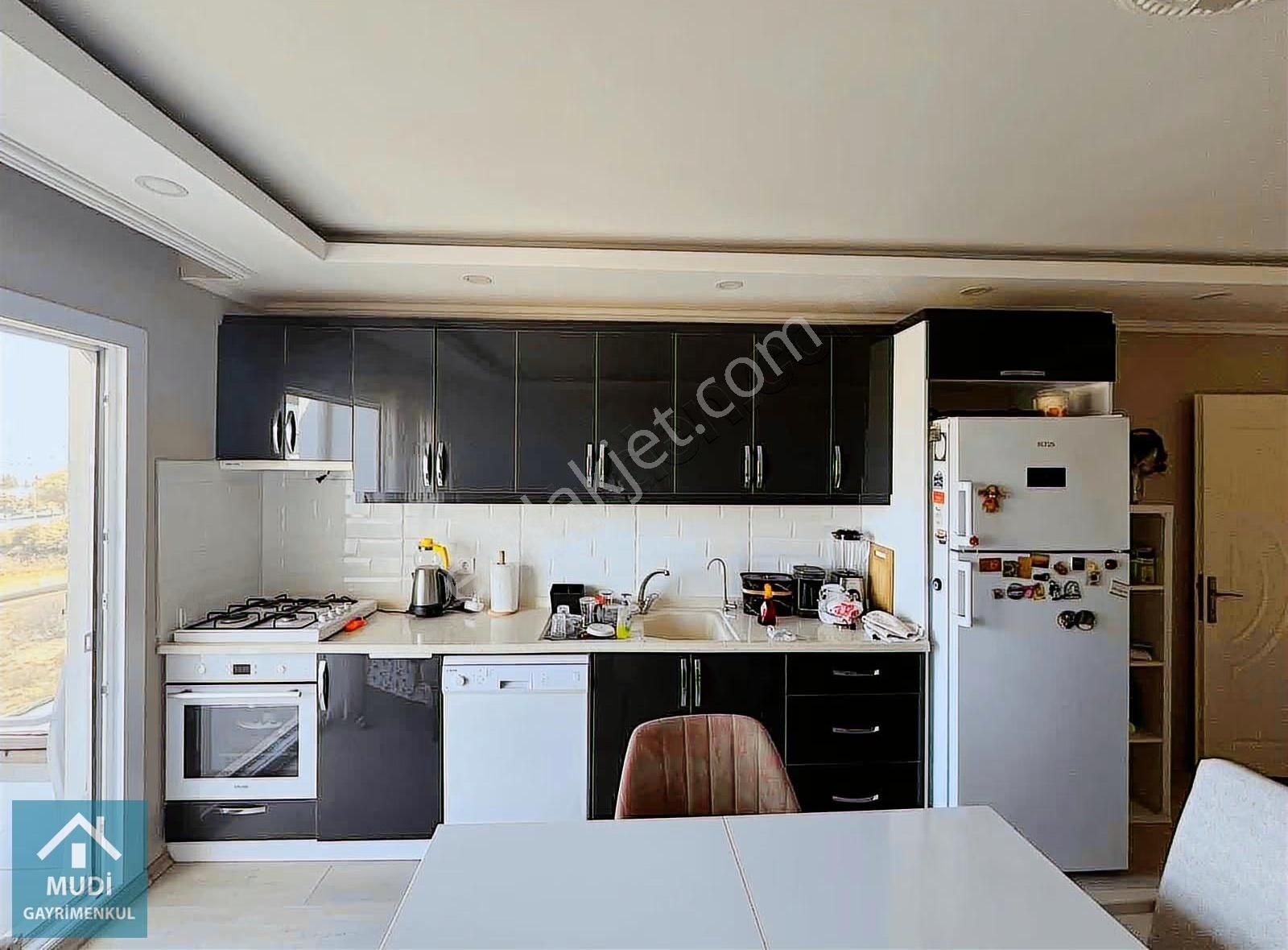 Bodrum Mumcular Merkezde Eşyasız 2+1 Kiralık Temiz Daire - Görsel 14