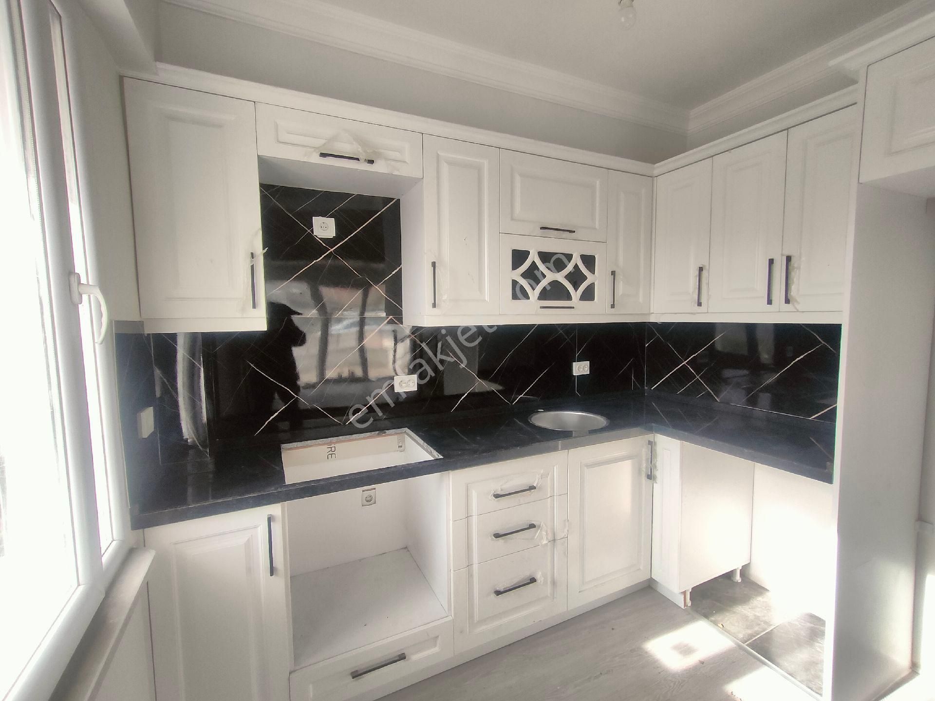 Kartallar'dan Köşe Başı Büyük Bahçeli Şirin Yazlvilla. - Görsel 9