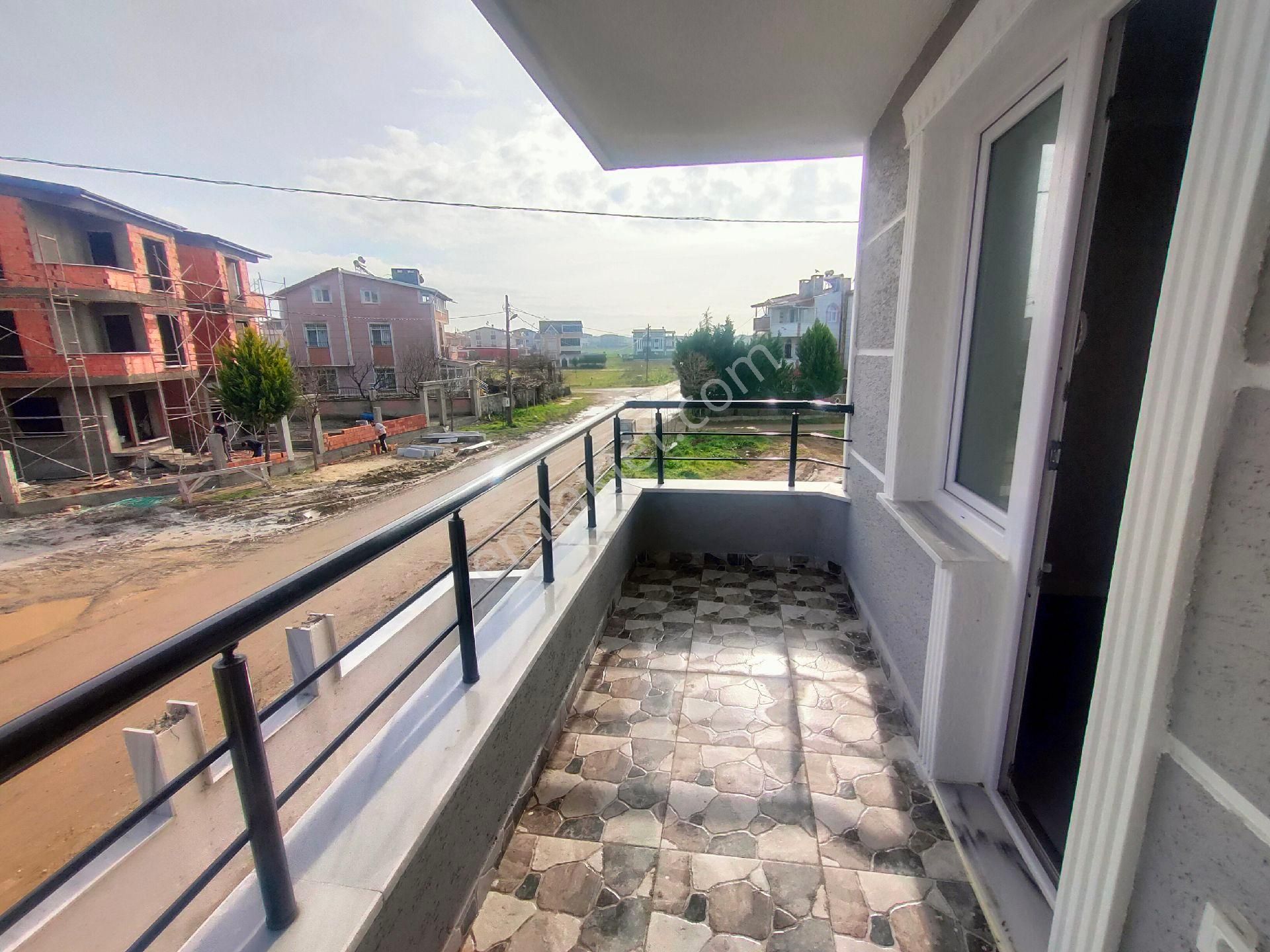 Kartallar'dan Köşe Başı Büyük Bahçeli Şirin Yazlvilla. - Görsel 20