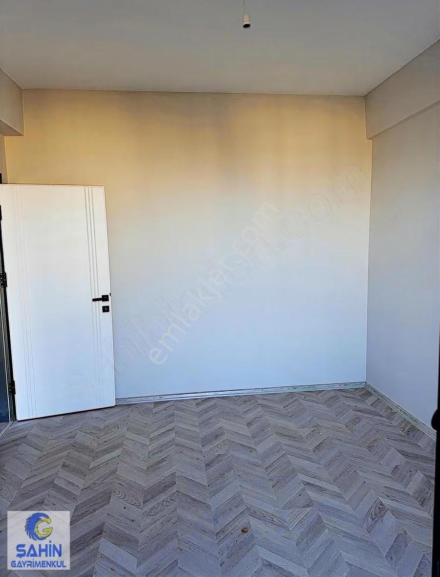 Körfez Mah. Deniz Manzaralı Sıfır 1+1 Satılık Daire - Görsel 6