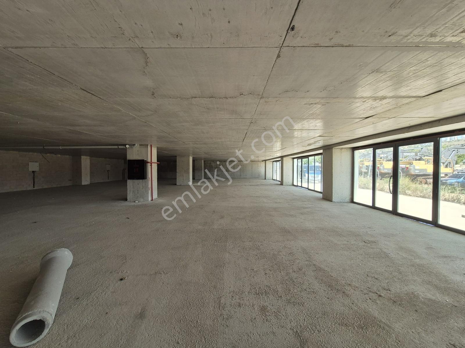 Bulvarda Kdv'li, Her İşe Uygun 200 M2 Kiralık Dükkanlar - Görsel 2