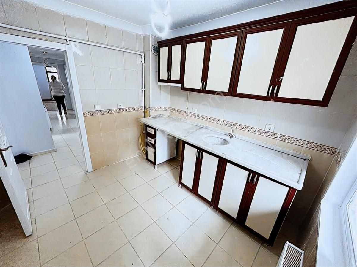 Sincan Pınarbaşı Mah'de 3+1 Salon Bağımsız 10 Yıllık Daire - Görsel 16