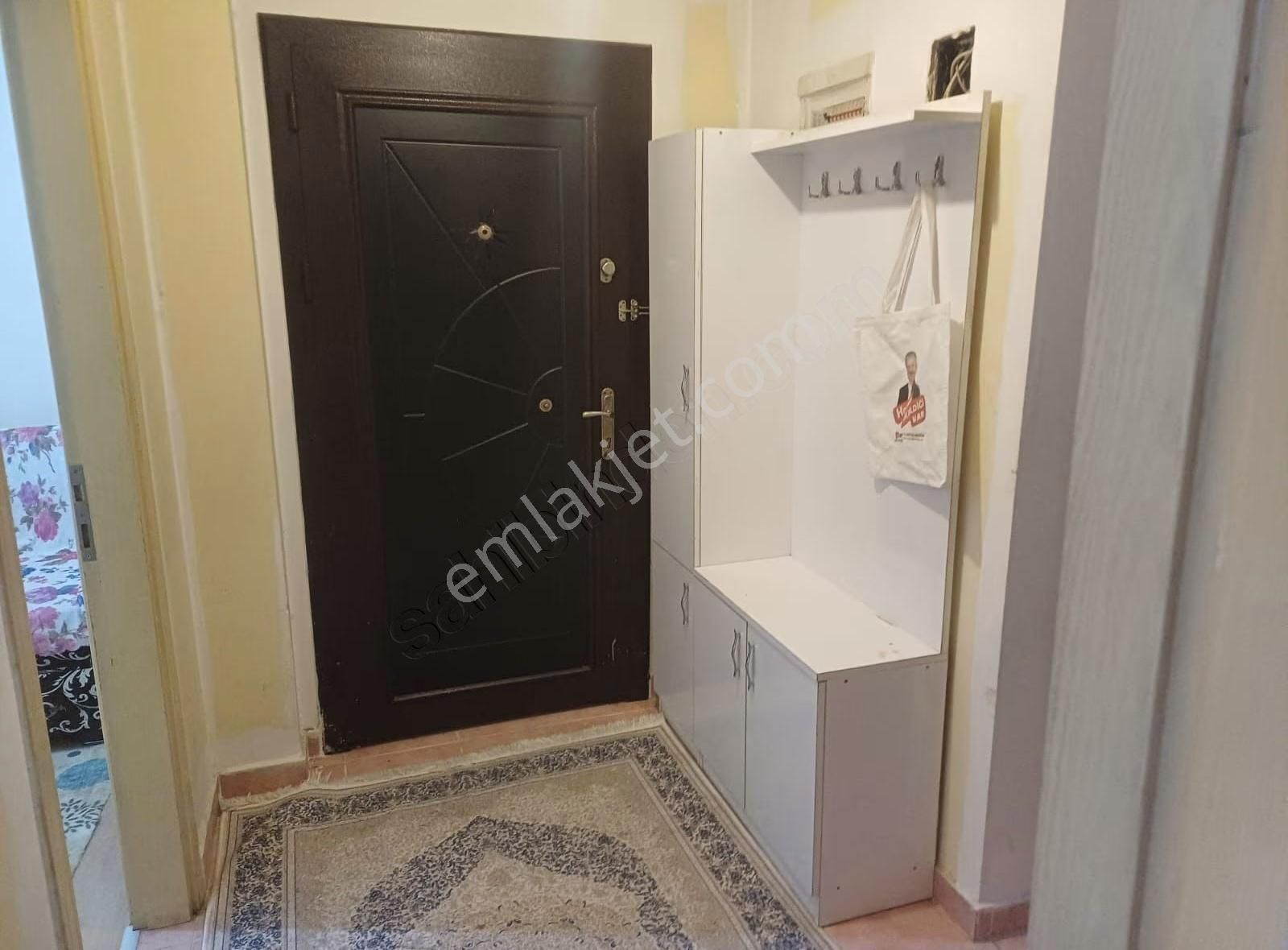 Çevre Yoluna Adım Mesafede Eşyalı Kiralik 2+1 - Görsel 3