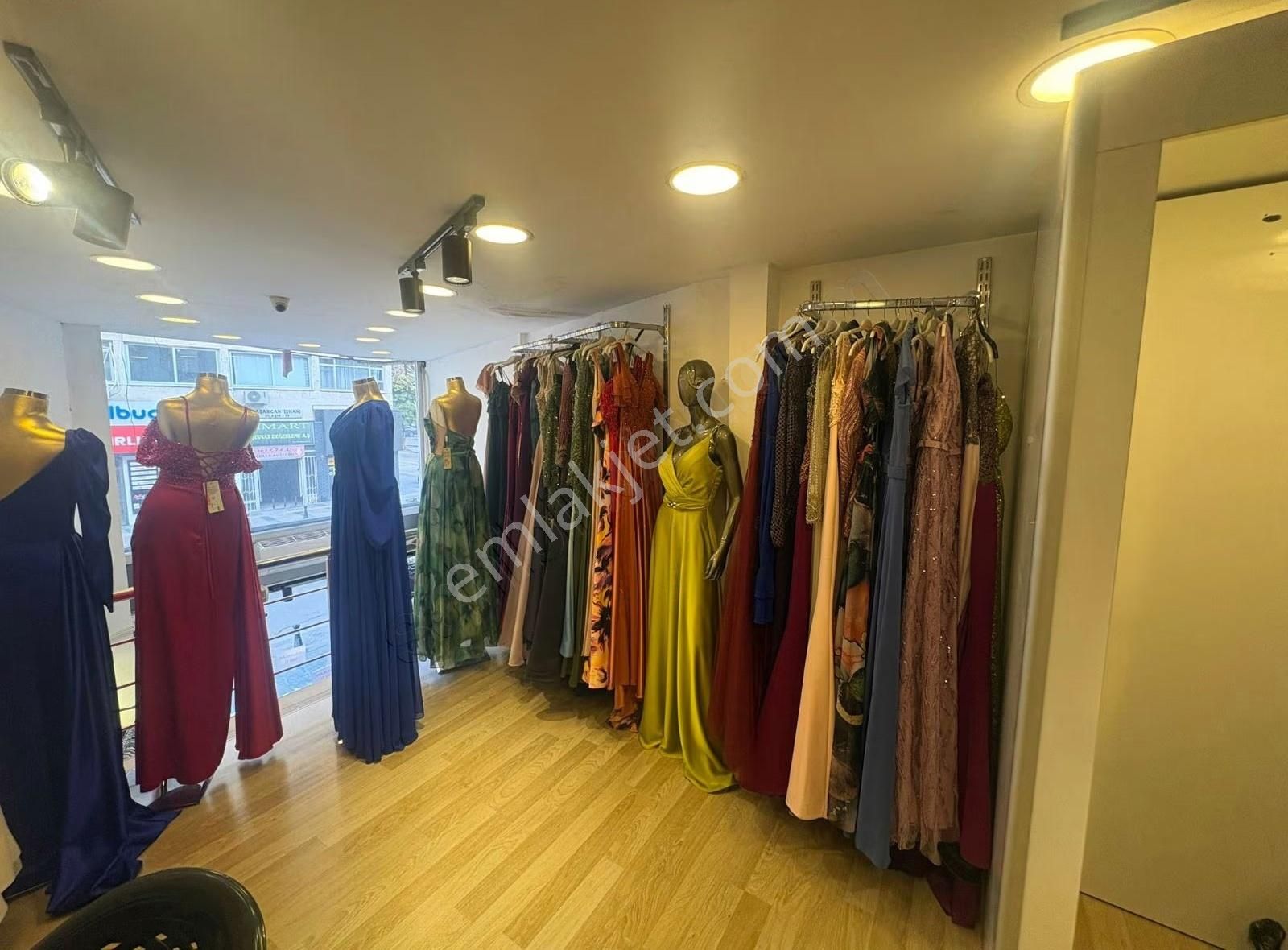 Antalya Valiliği Karşısında Devren Kiralik Butik - Görsel 12