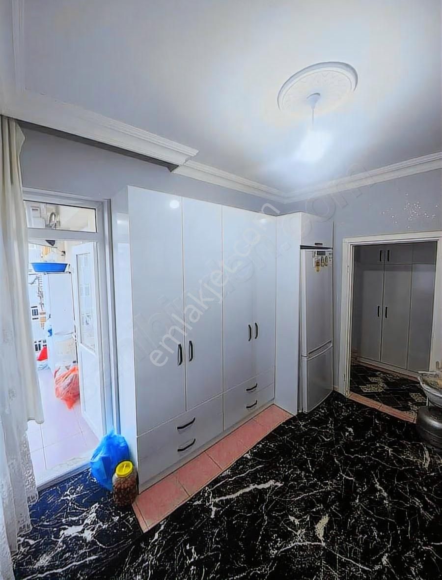 Kuzeyyakada Tranvayın Dibinde 160m2 3+1 Satılık Daire - Görsel 12